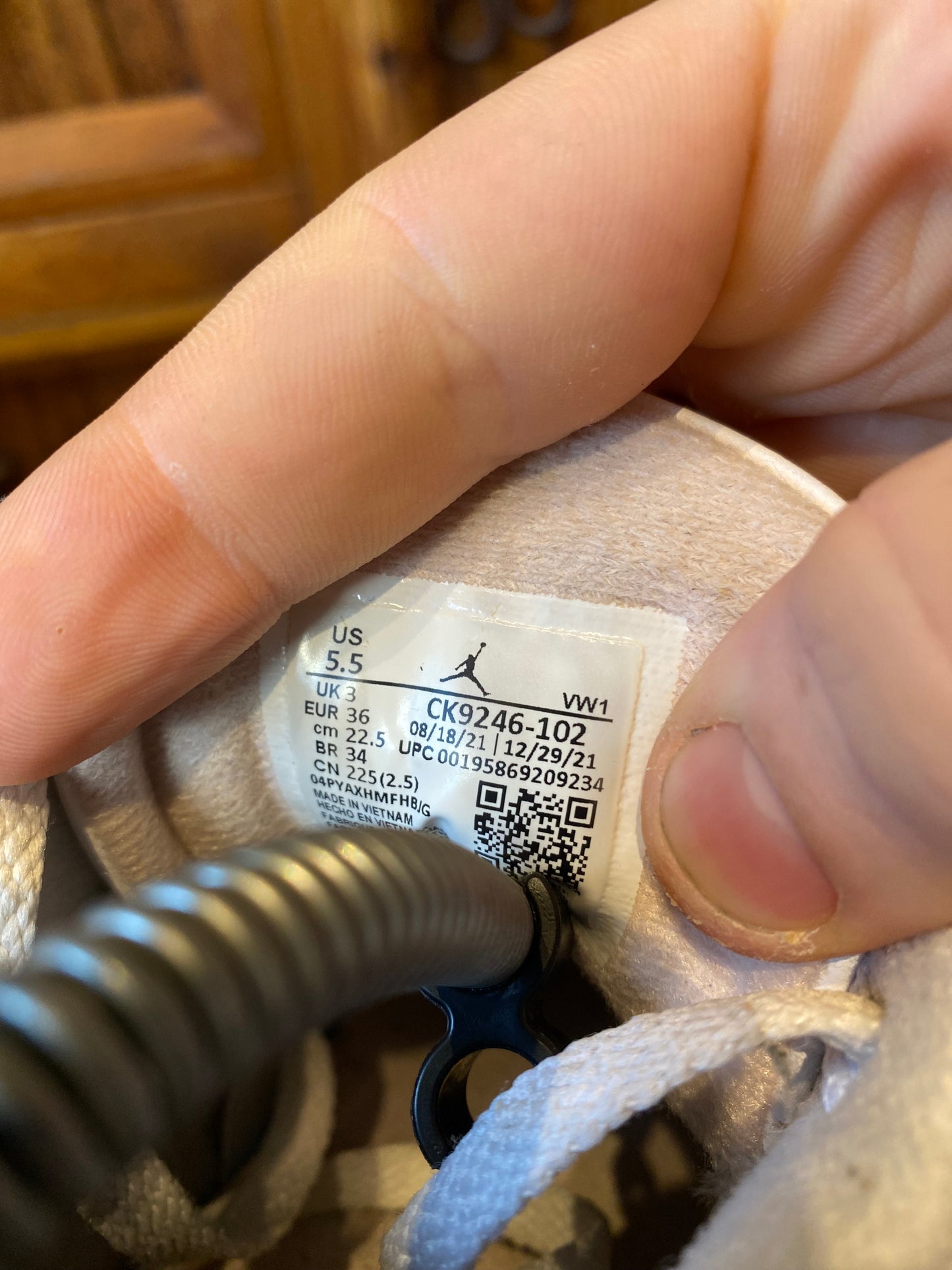 JORDAN 3 ‘NEAPOLITAN DARK MOCHA’ - UK 3