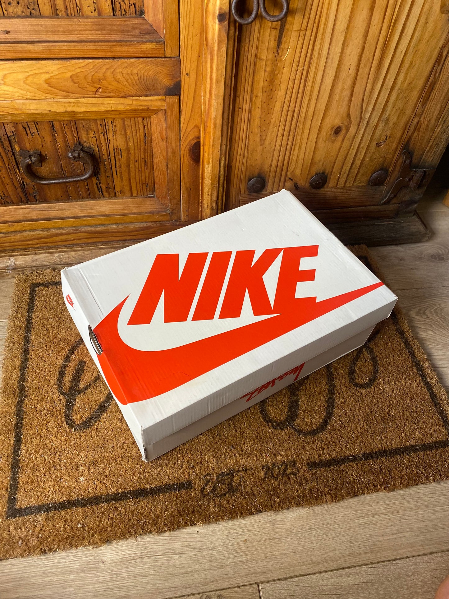 NIKE X STÜSSY AIR FORCE 1 MID ‘FOSSIL’ - UK 9.5
