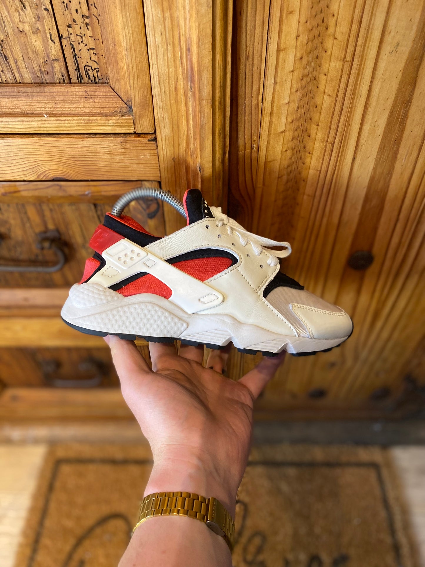 NIKE HUARACHE ‘SAIL BRED’ - UK 5