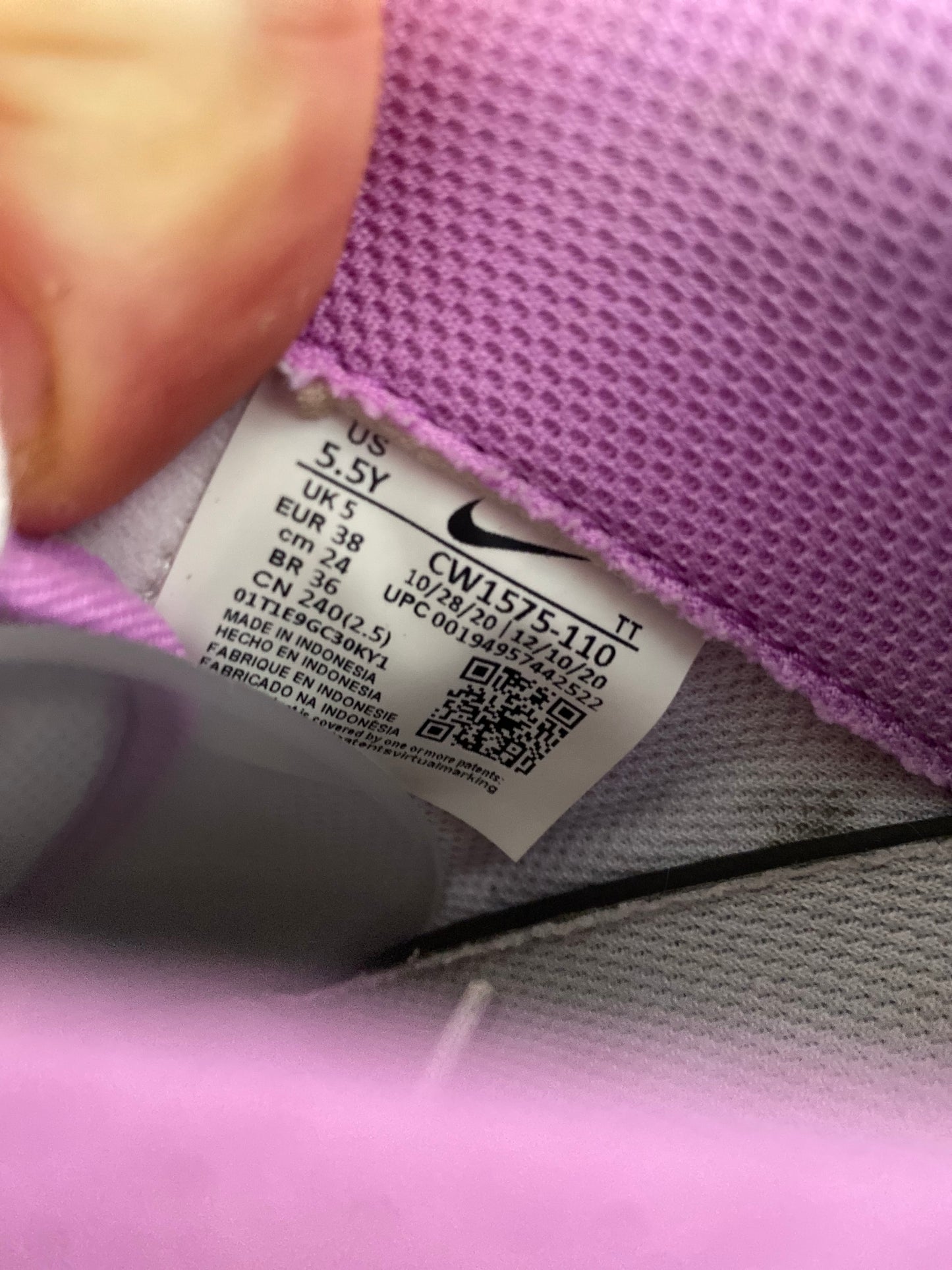 NIKE AIR FORCE 1 ‘CONTRAST STITCH FUCHSIA GLOW’ - UK 5