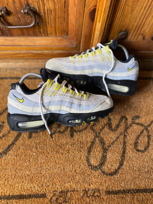 NIKE AIR MAX 95 ‘WOLF GREY TOUR YELLOW’ - UK 6.5