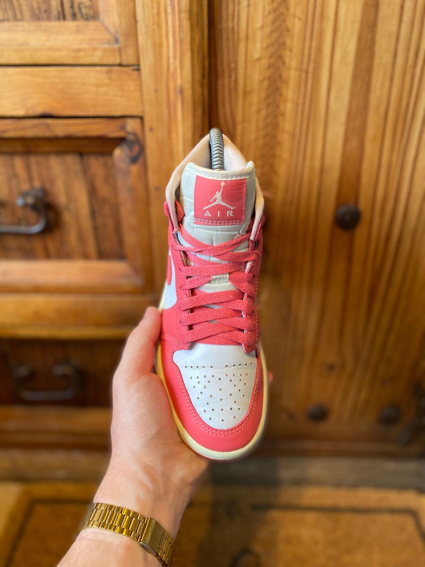 JORDAN 1 MID ‘STRAWBERRIES AND CREAM’ - UK 3