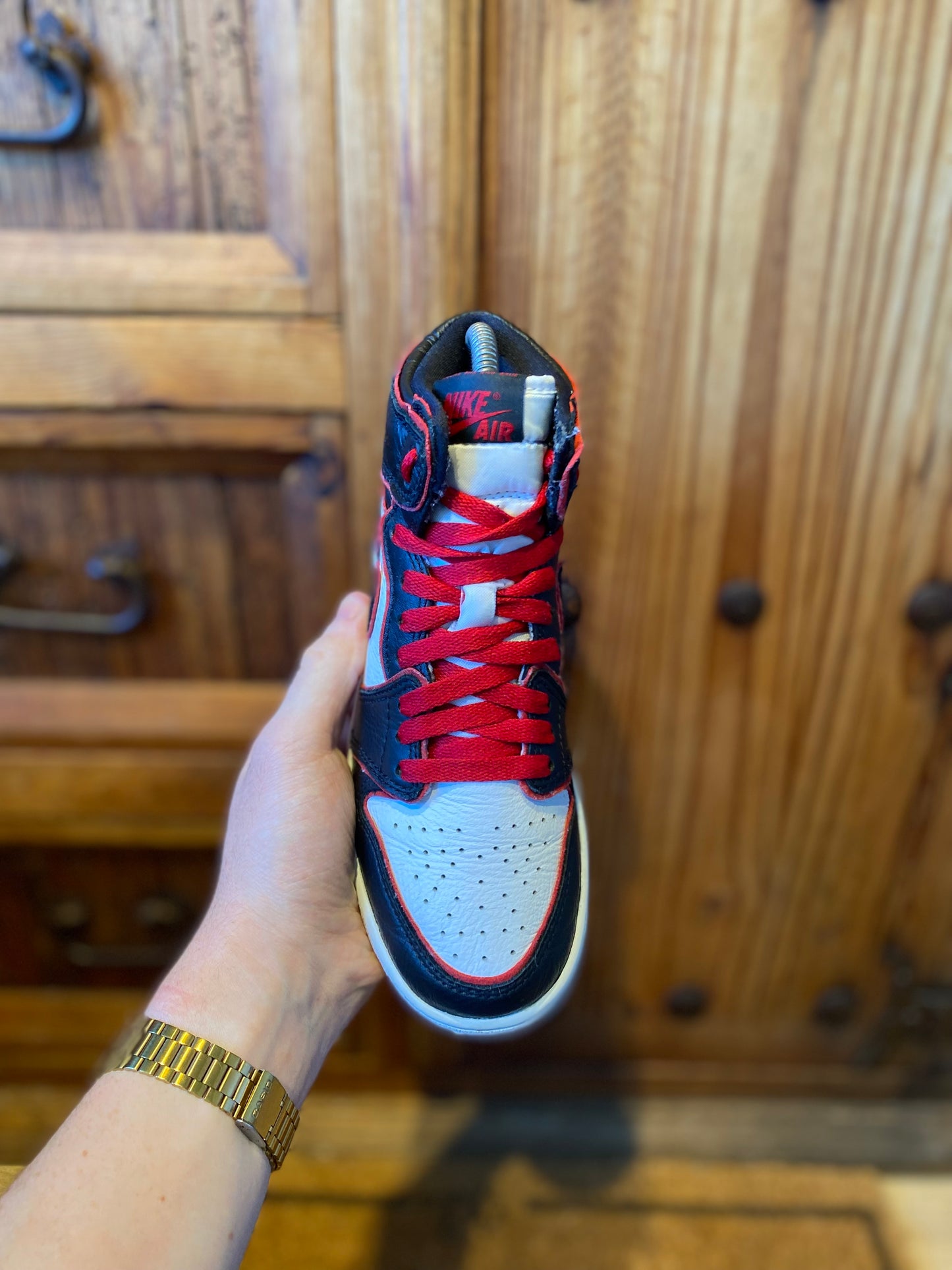 JORDAN 1 HIGH ‘BLOODLINE’ - UK 3.5