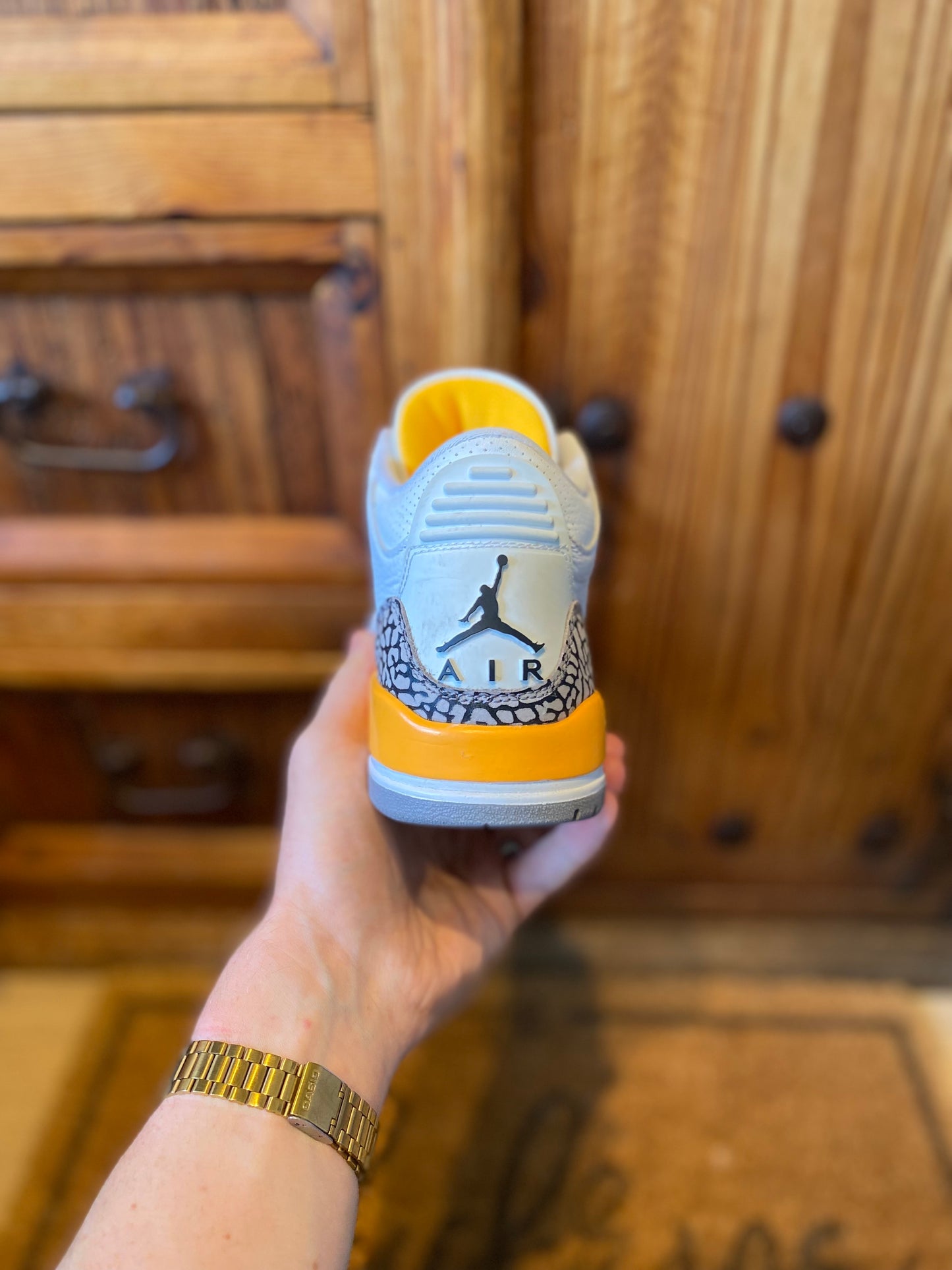 JORDAN 3 ‘LASER ORANGE’ - UK 6