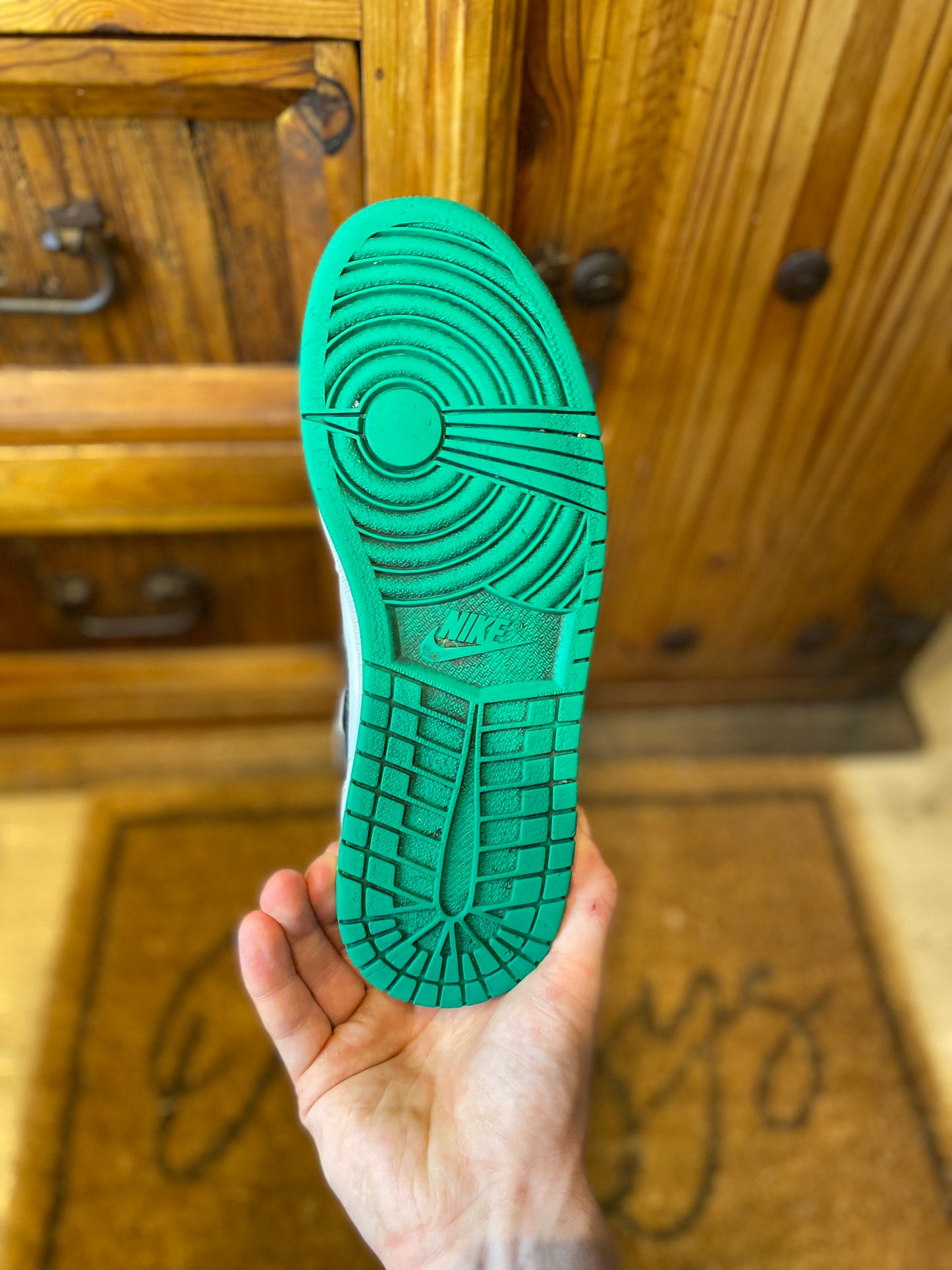 JORDAN 1 LOW ‘WHITE LUCKY GREEN BLACK’ - UK 8