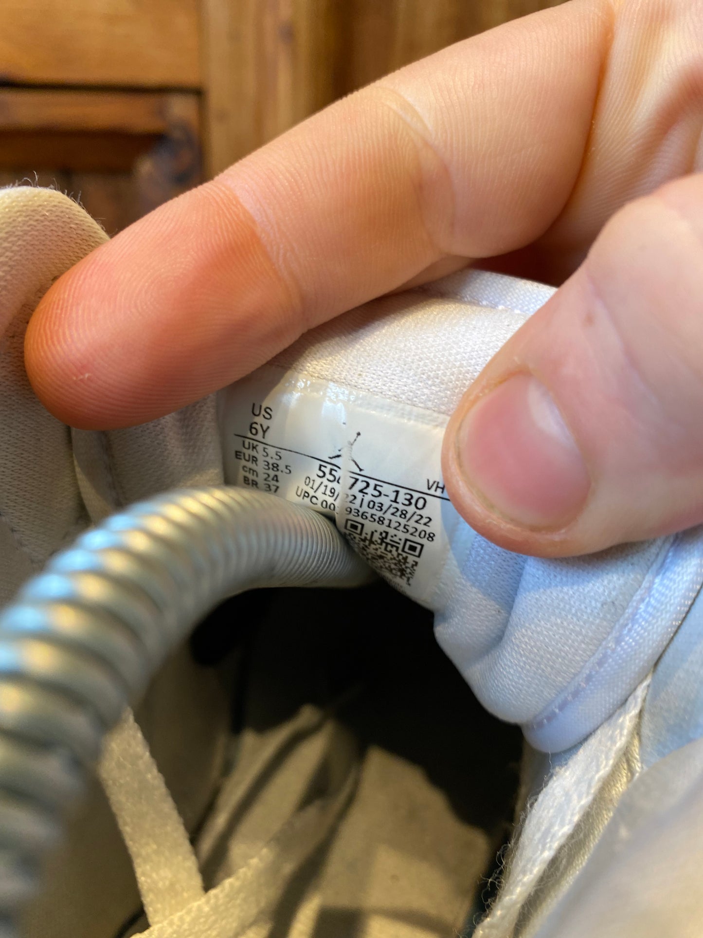 JORDAN 1 MID ‘TRIPLE WHITE’ - UK 5.5
