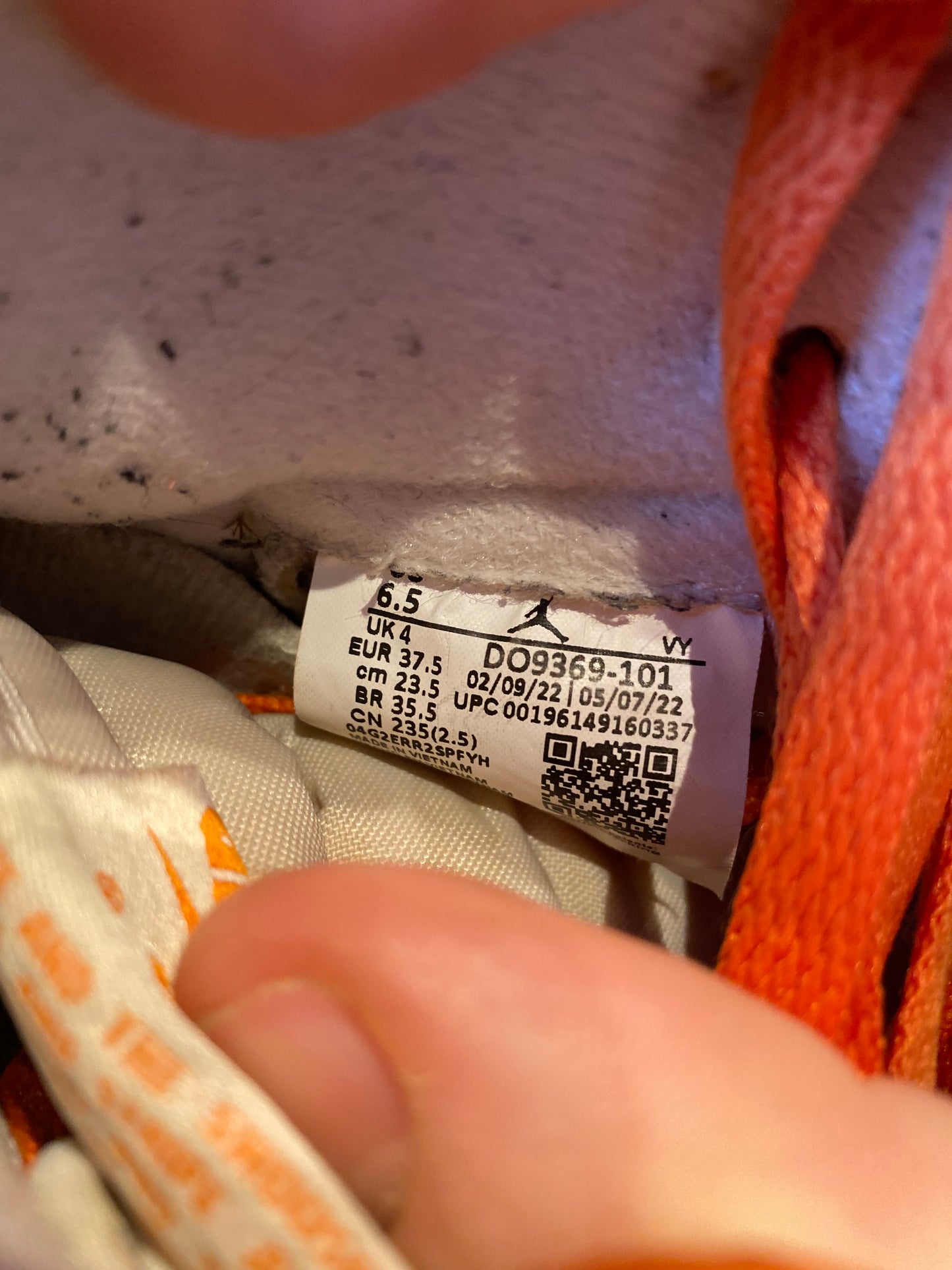 JORDAN 1 HIGH ‘STARFISH’ - UK 4