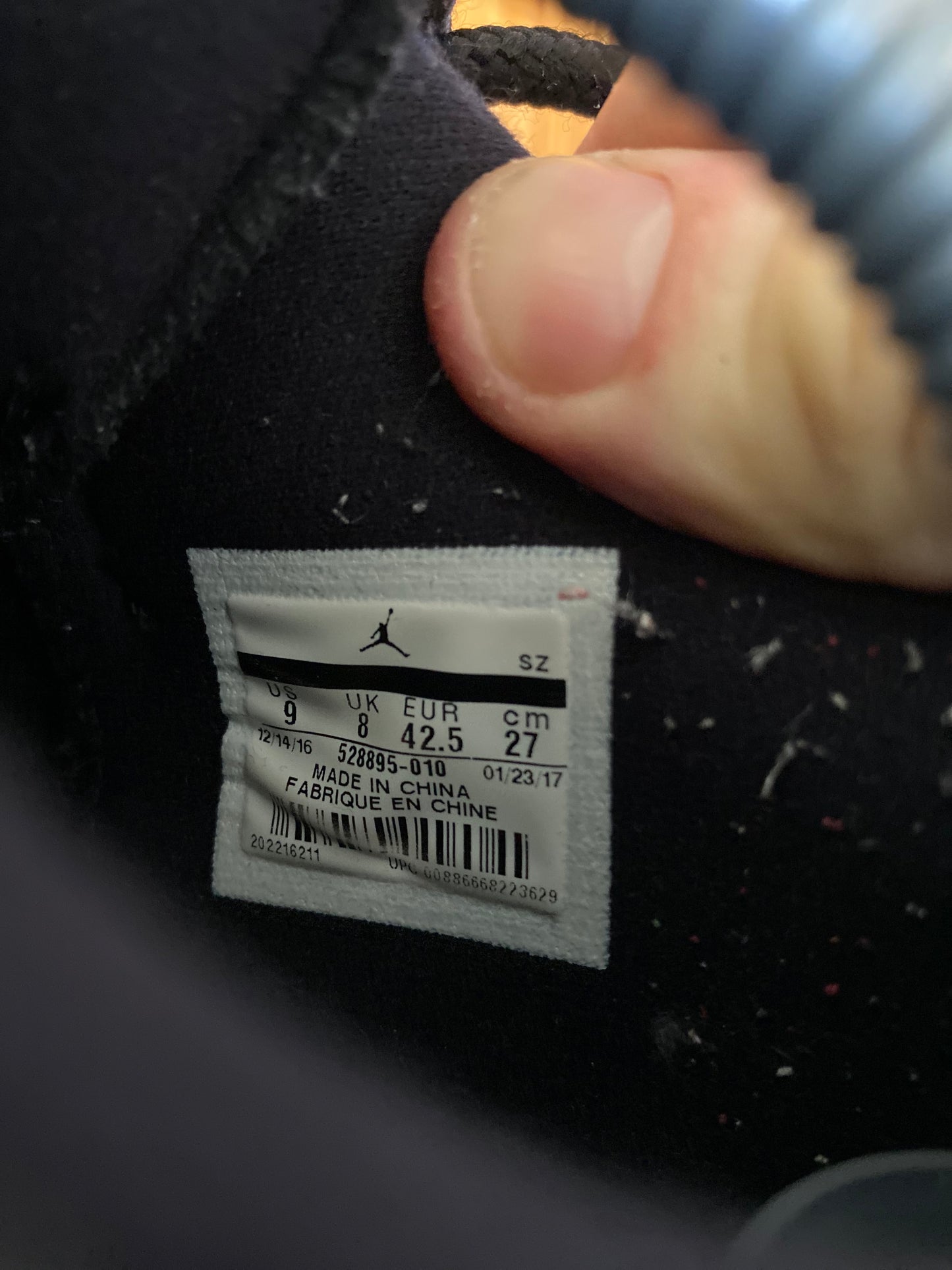 JORDAN 11 LOW ‘BARONS’ - UK 8