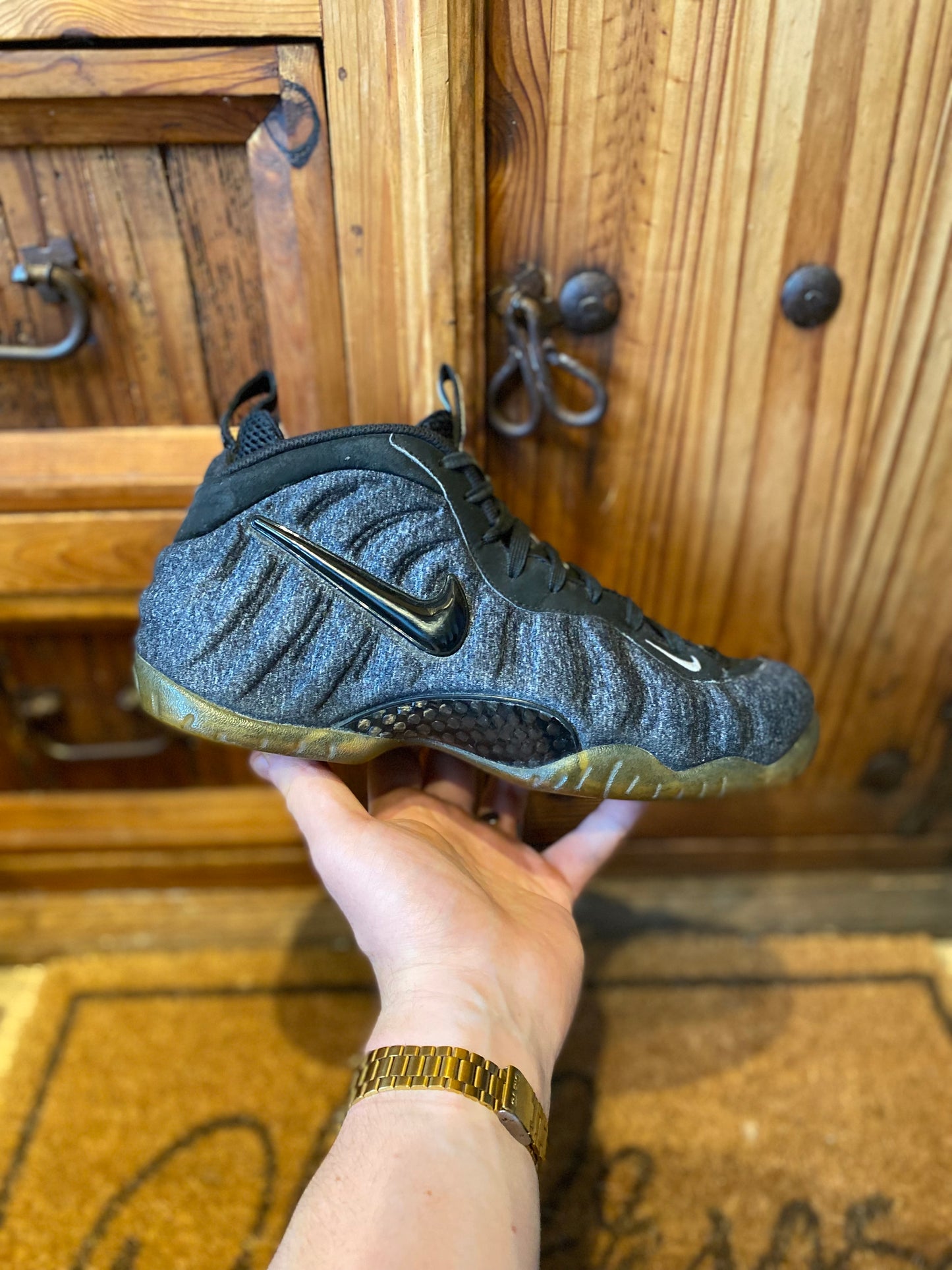 NIKE AIR FOAMPOSITE PRO ‘WOOL FLEECE’ - UK 8