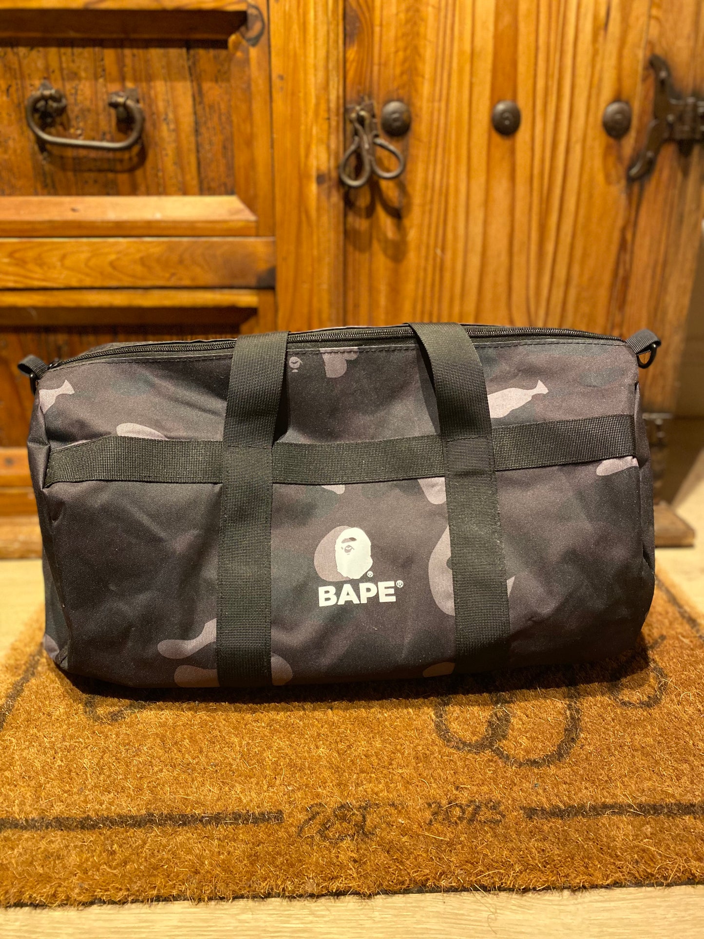 A BATHING APE BAPE BLACK CAMO DUFFLE BAG - NEW