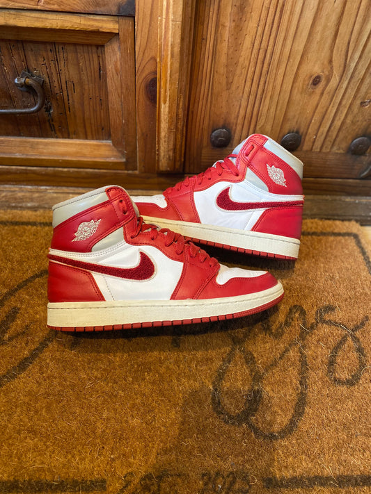 JORDAN 1 HIGH ‘VARSITY RED’ - UK 5.5