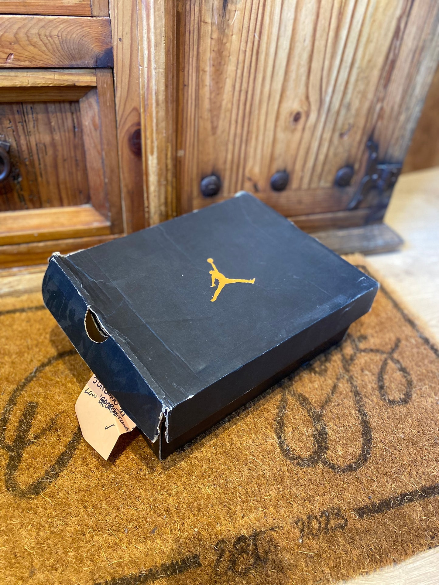 JORDAN 11 LOW ‘GEORGETOWN’ - UK 3.5
