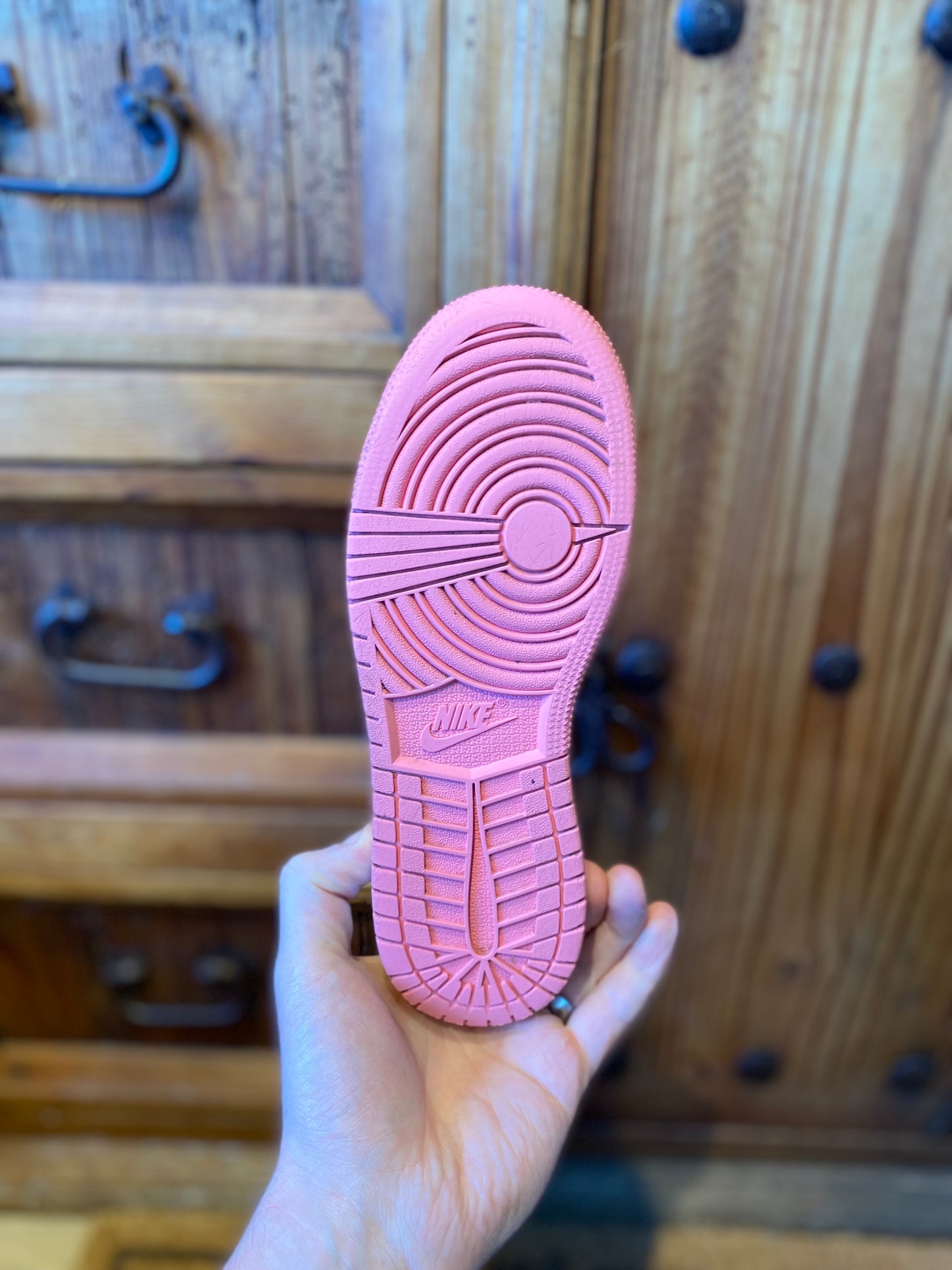 JORDAN 1 MID ‘CORAL CHALK’ - UK 4