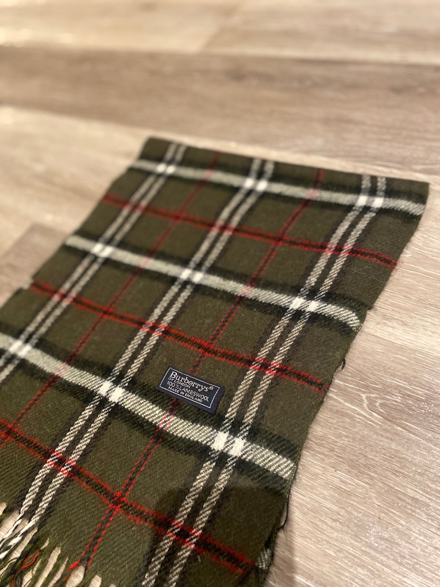 BURBERRY 100% LAMBSWOOL SCARF
