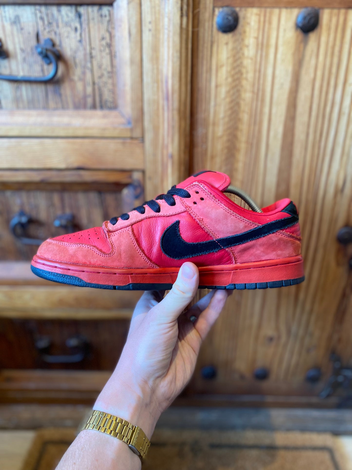 NIKE SB DUNK LOW ‘PURE BLOOD’ - 2003 *RARE* - UK 9.5