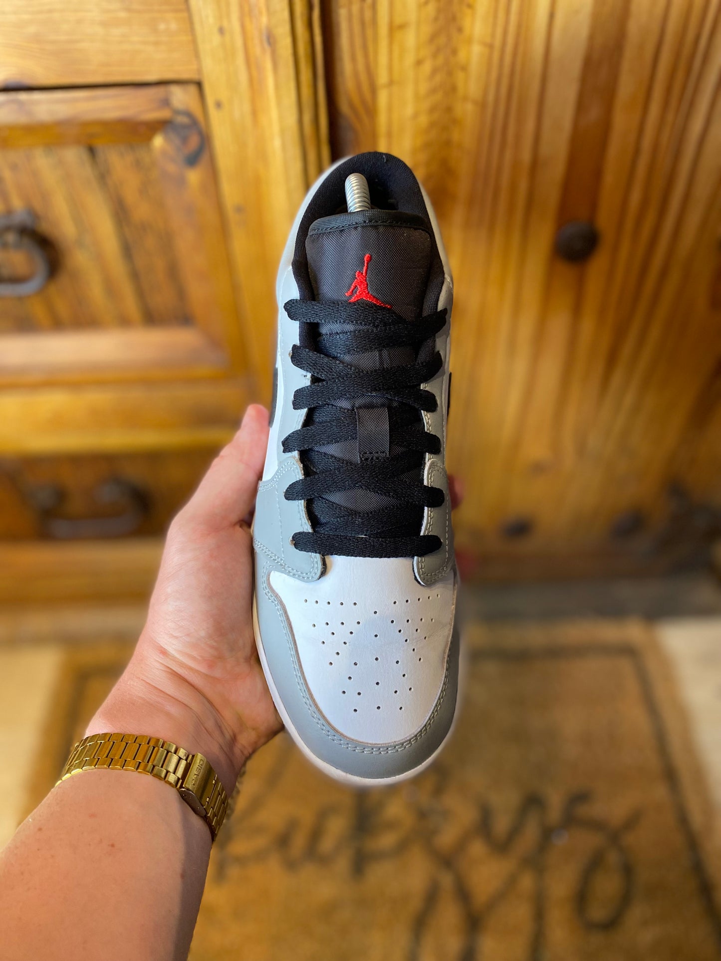 JORDAN 1 LOW ‘LIGHT SMOKE GREY’ - UK 6