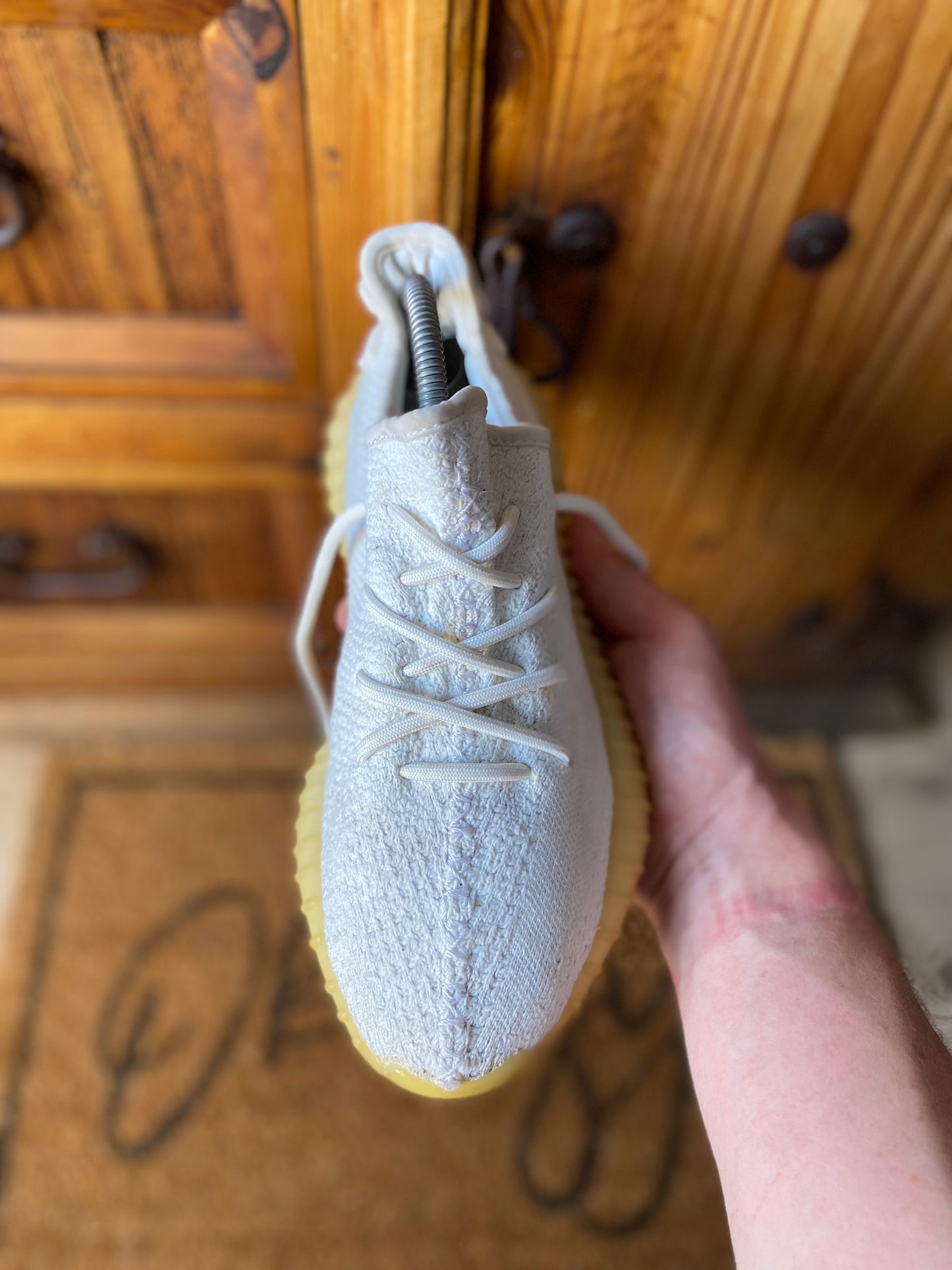 YEEZY 350 ‘CREAM’ - UK 7