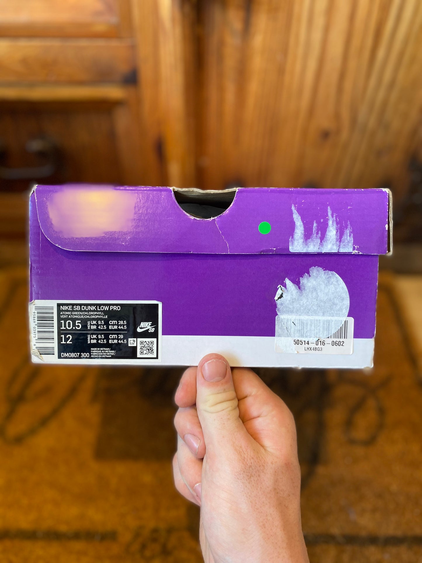 NIKE SB DUNK LOW ‘SOUR APPLE’ - UK 9.5