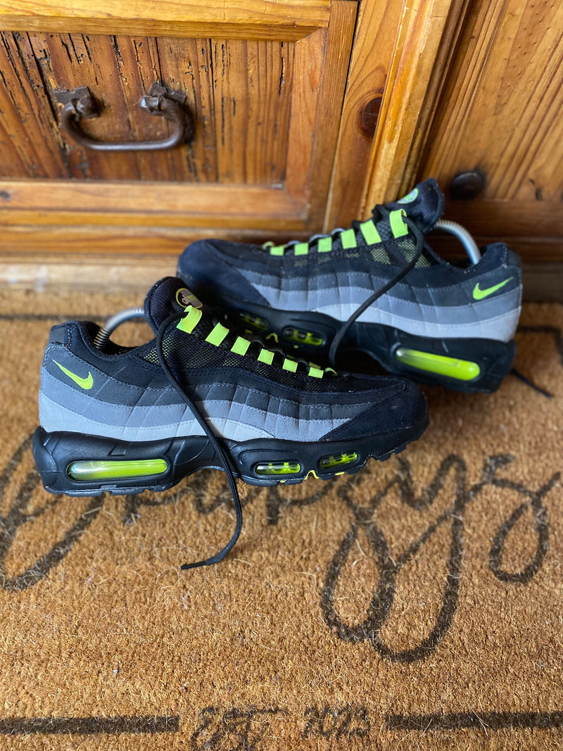 NIKE AIR MAX 95 ‘BLACK NEON’ - UK 9