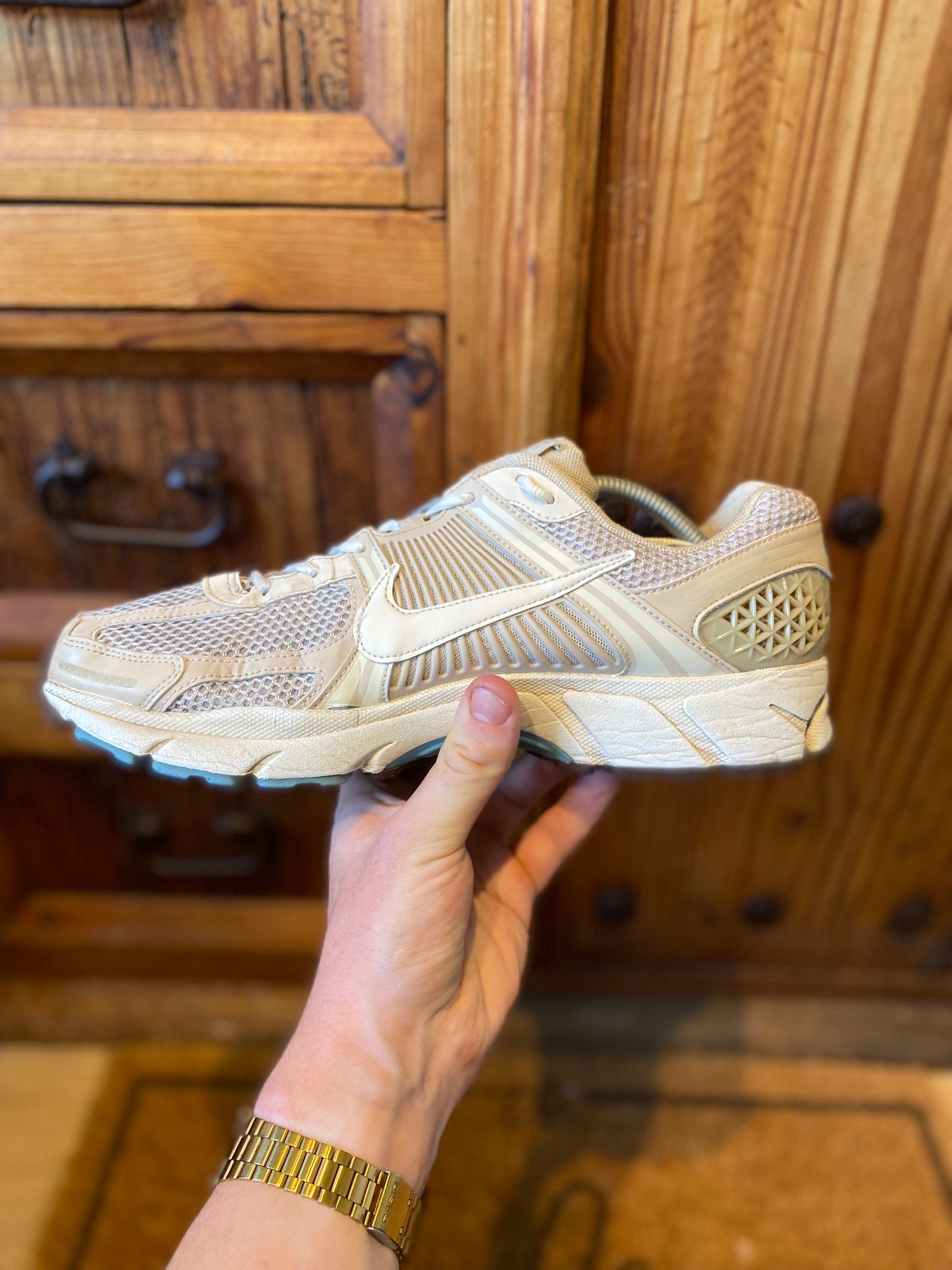 NIKE ZOOM VOMERO 5 ‘OATMEAL’ - UK 10