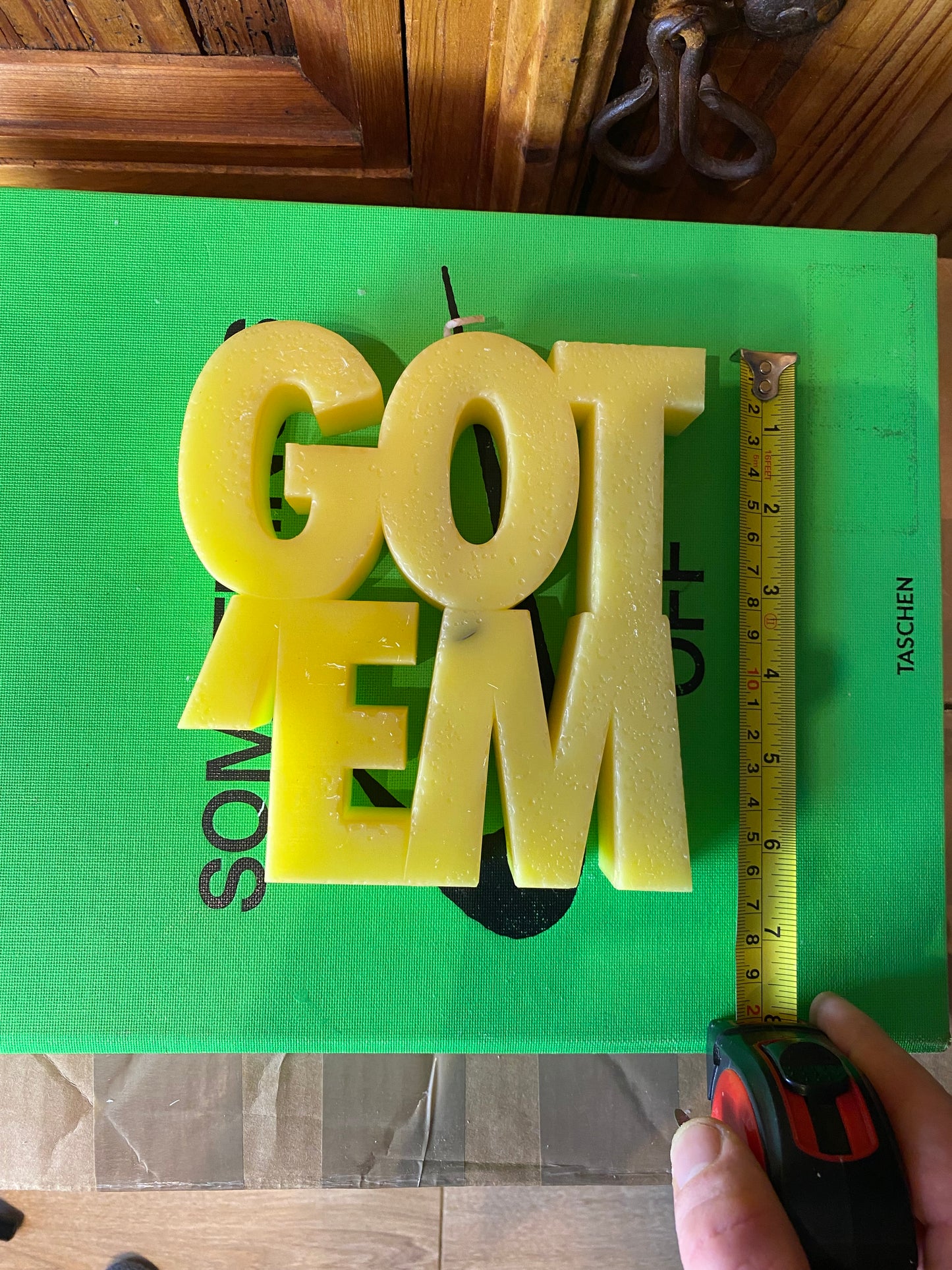 GOT EM’ SNEAKER CANDLE *scented* - #0021