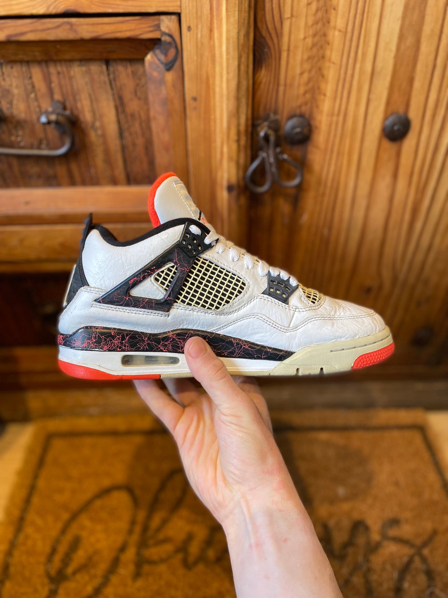JORDAN 4 ‘FLIGHT NOSTALGIA’ - UK 8
