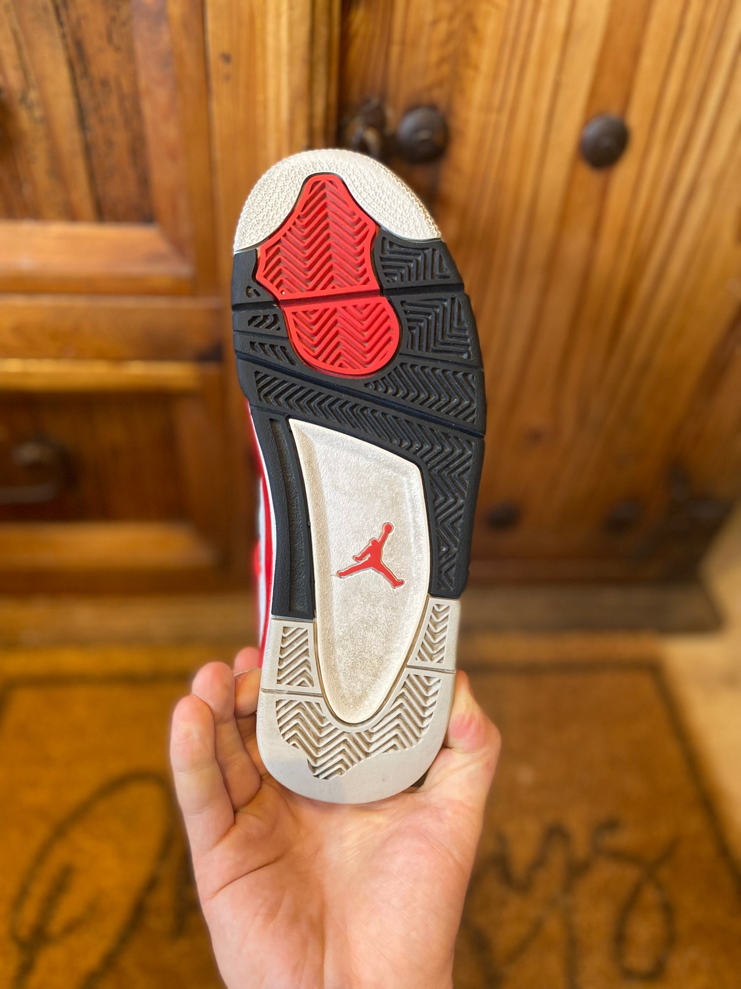 JORDAN 4 ‘RED CEMENT’ - UK 6