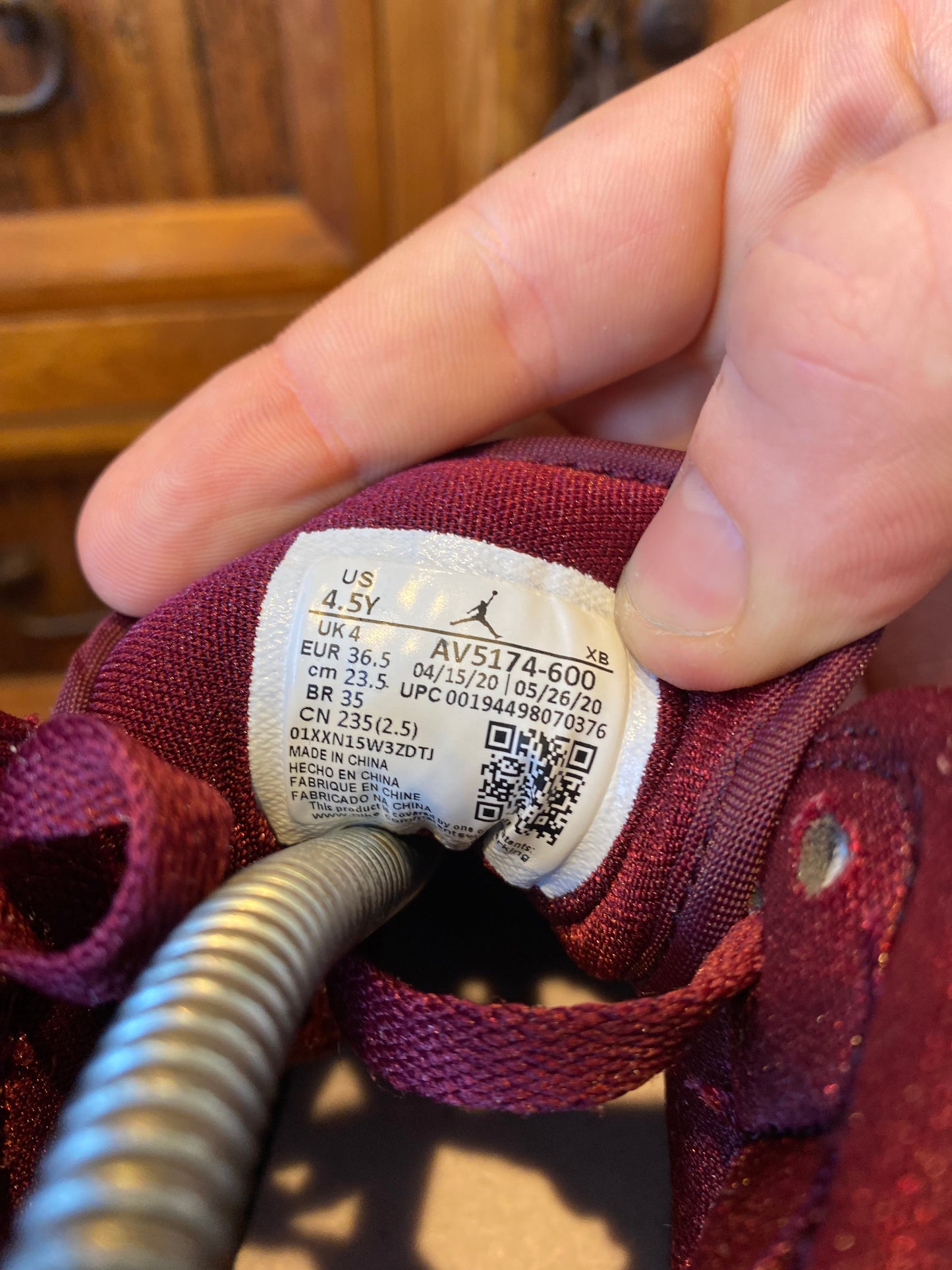 JORDAN 1 MID ‘RED QUILT’ - UK 4