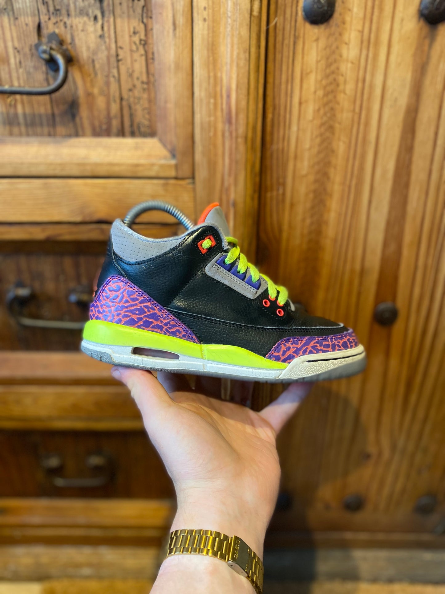 JORDAN 3 ‘BLACK ATOMIC RED’ - UK 3