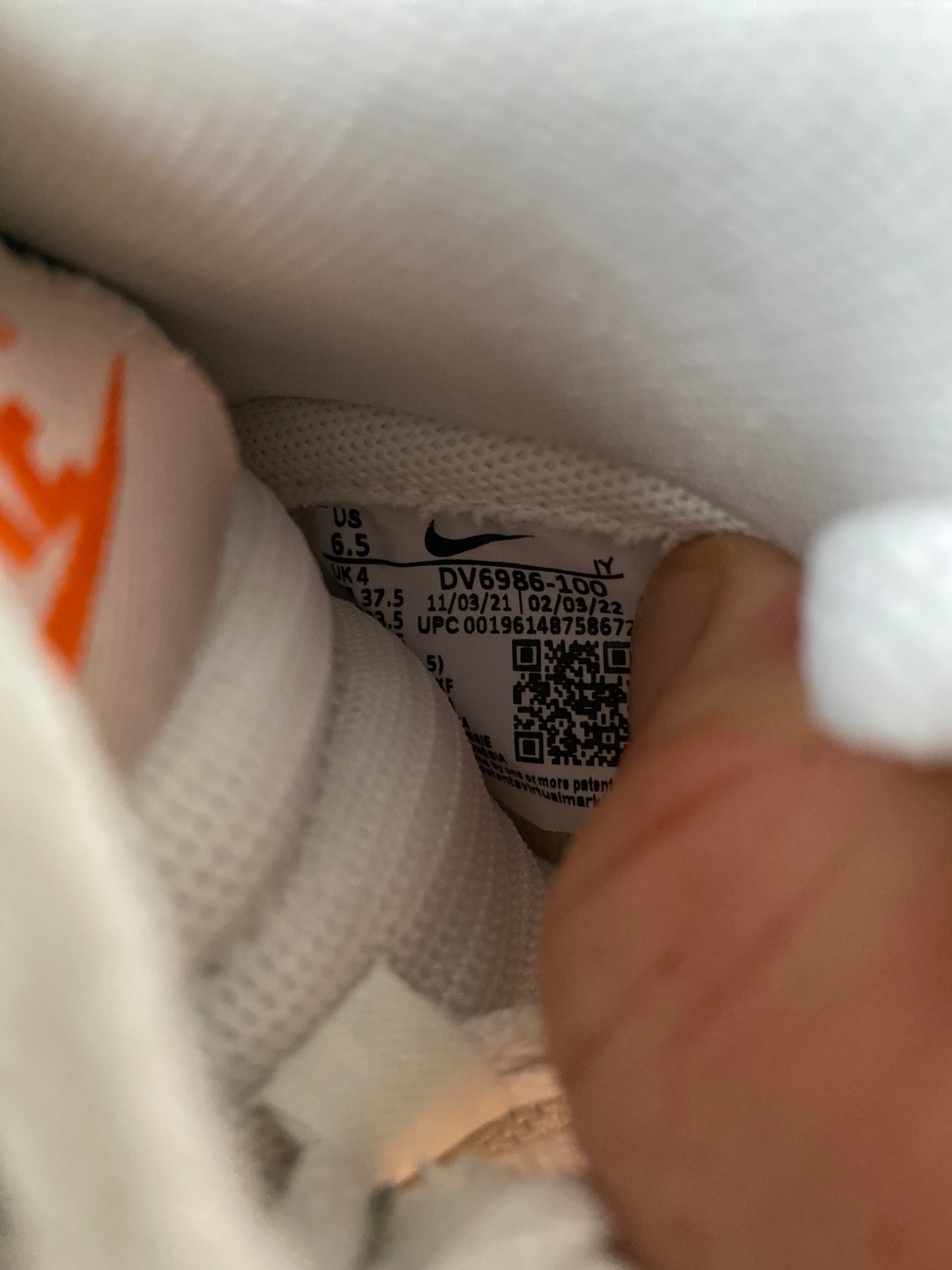 NIKE DUNK HIGH ‘WHITE MAGMA ORANGE’ - UK 4
