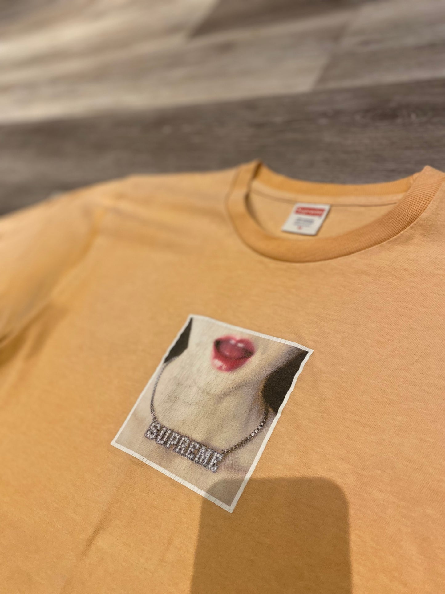 SUPREME NECKLACE TEE - M