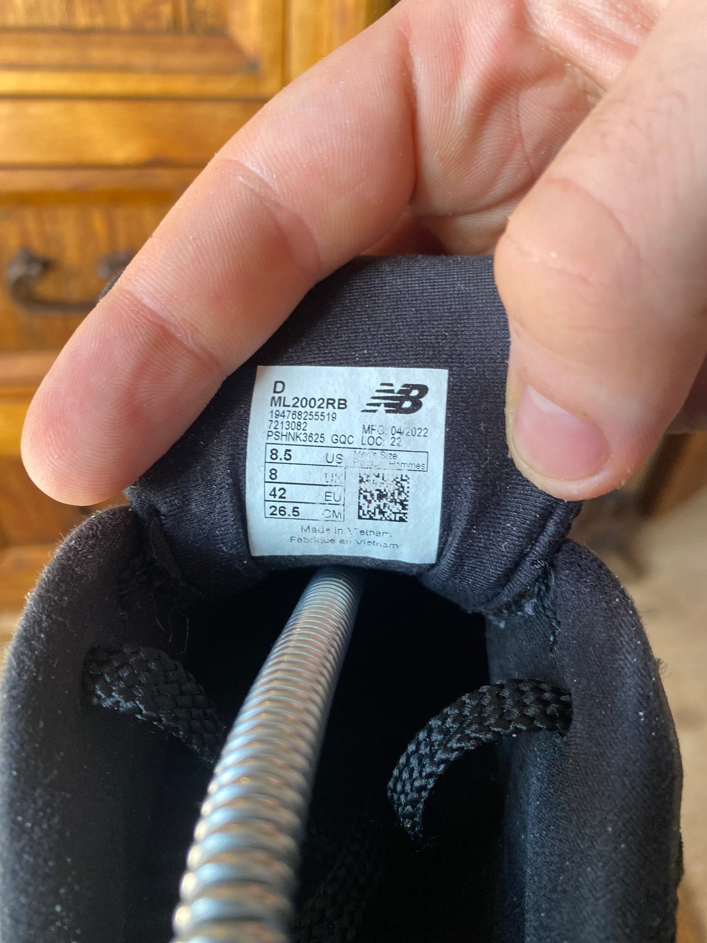 NEW BALANCE 2002R ‘BLACK GUNMETAL’ - UK 8