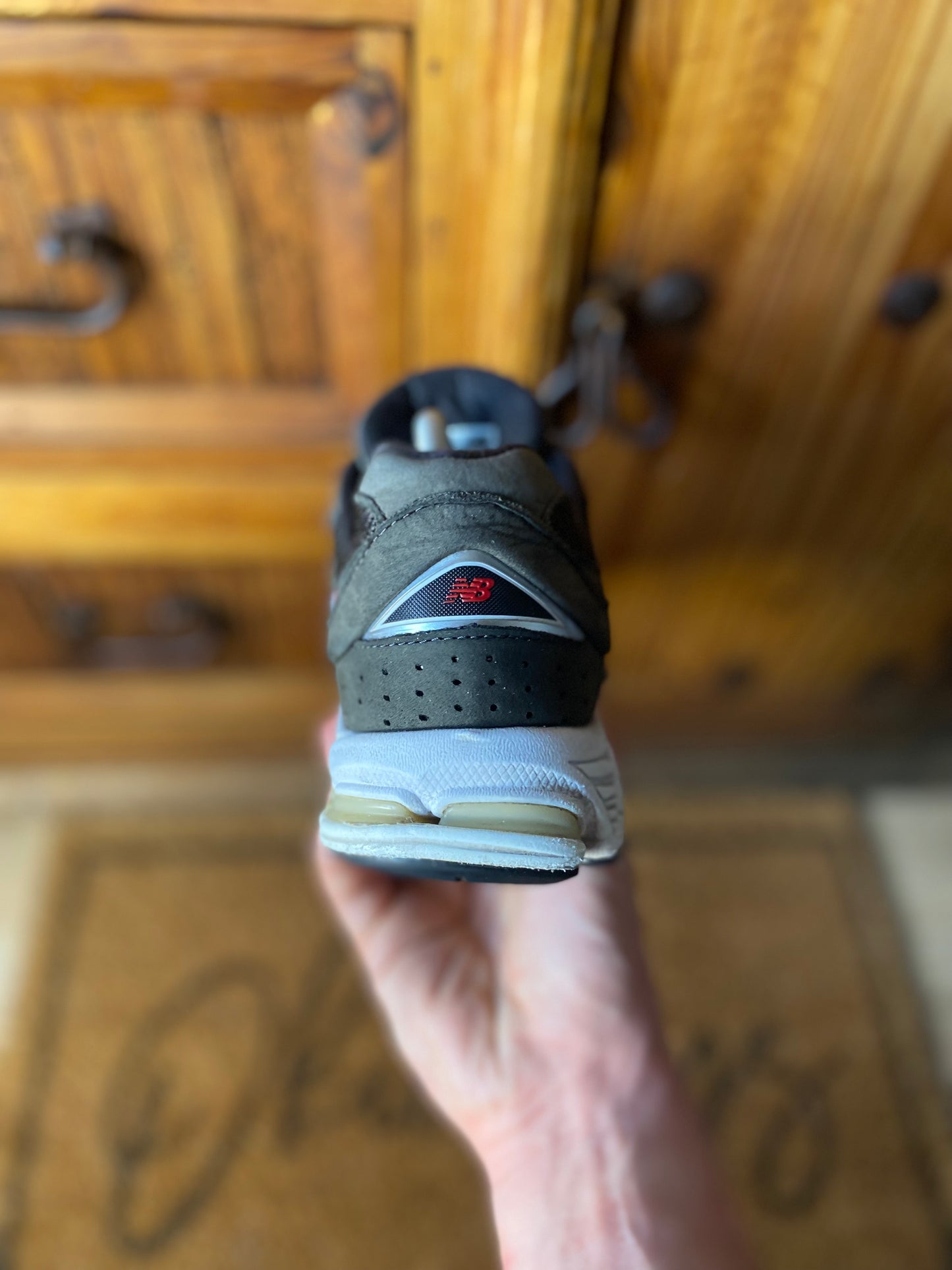 NEW BALANCE 2002R ‘BLACK GUNMETAL’ - UK 8