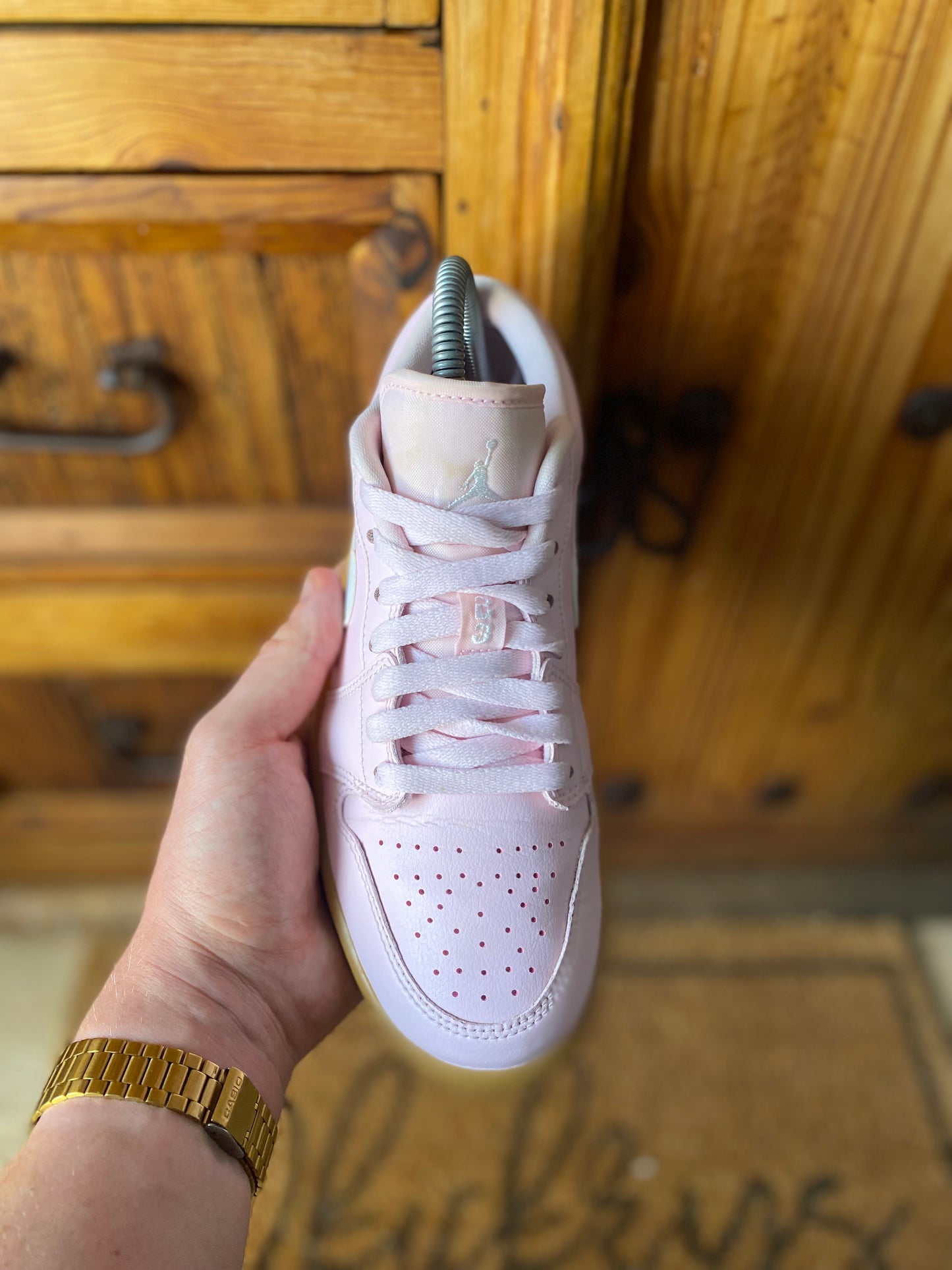 JORDAN 1 LOW ‘ARCTIC PINK GUM’ - UK 4.5
