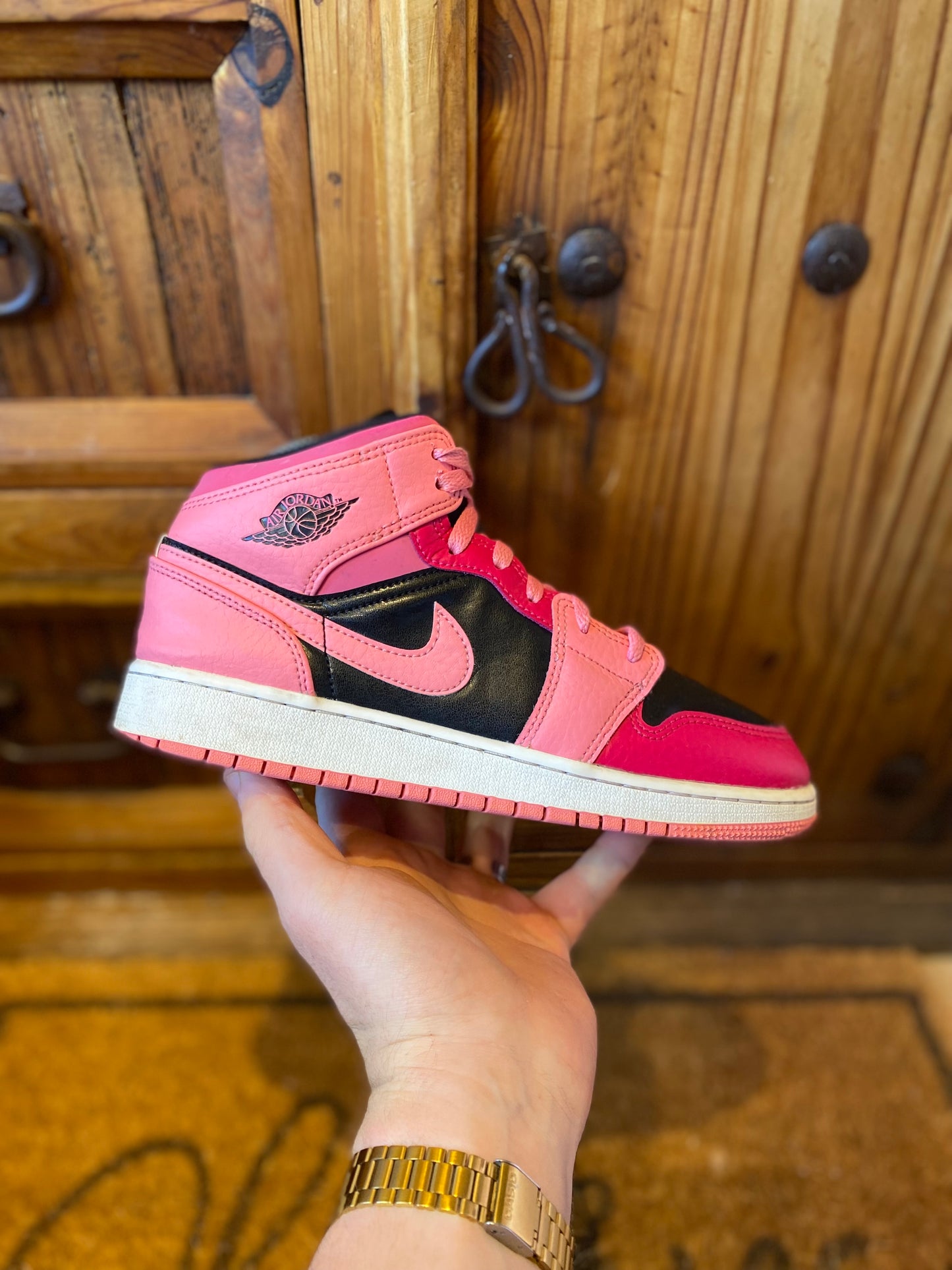 JORDAN 1 MID ‘CORAL CHALK’ - UK 5.5