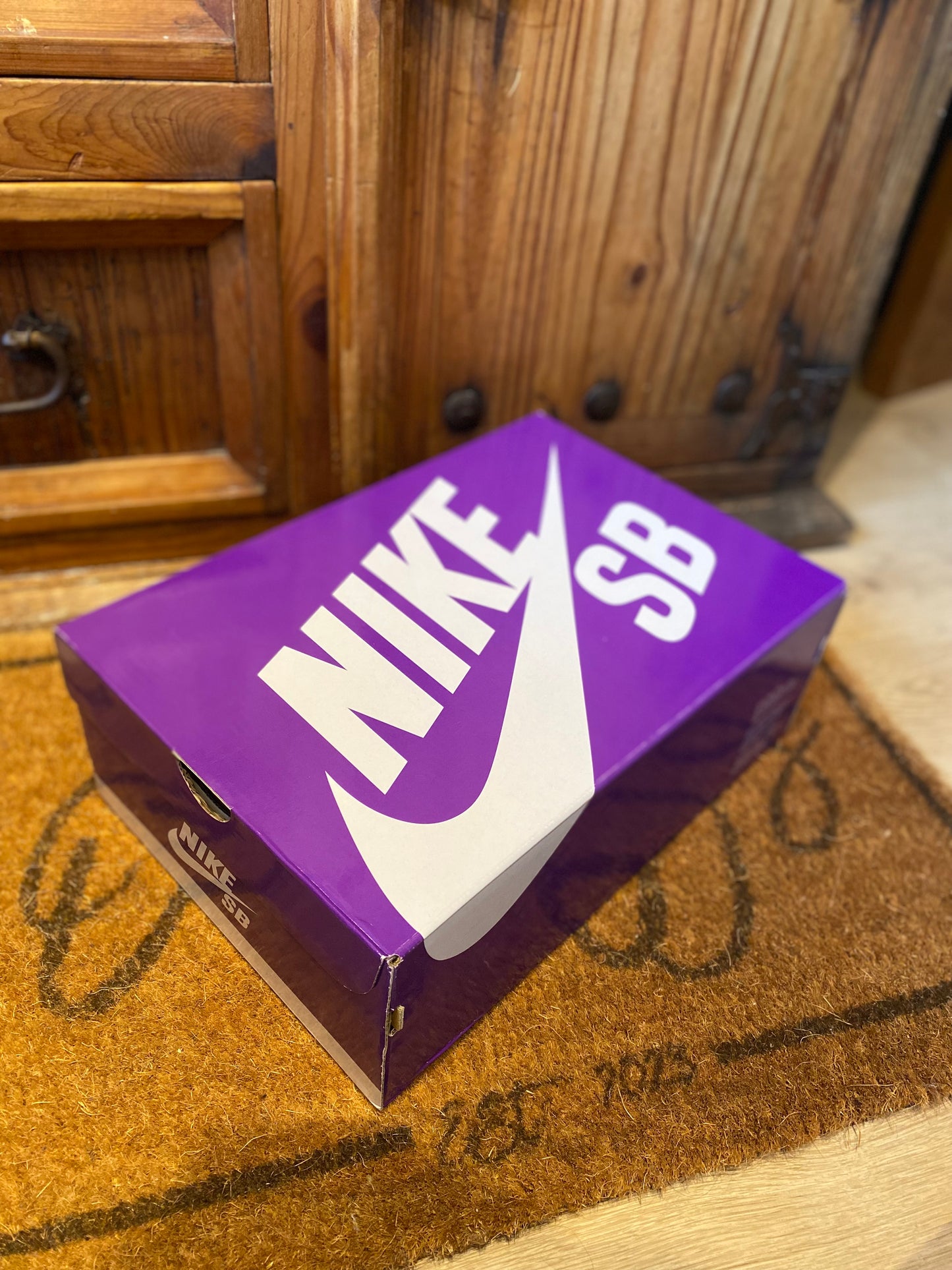 NIKE SB DUNK LOW ‘BLACK ALUMINUM’ - BNIB - UK 8.5