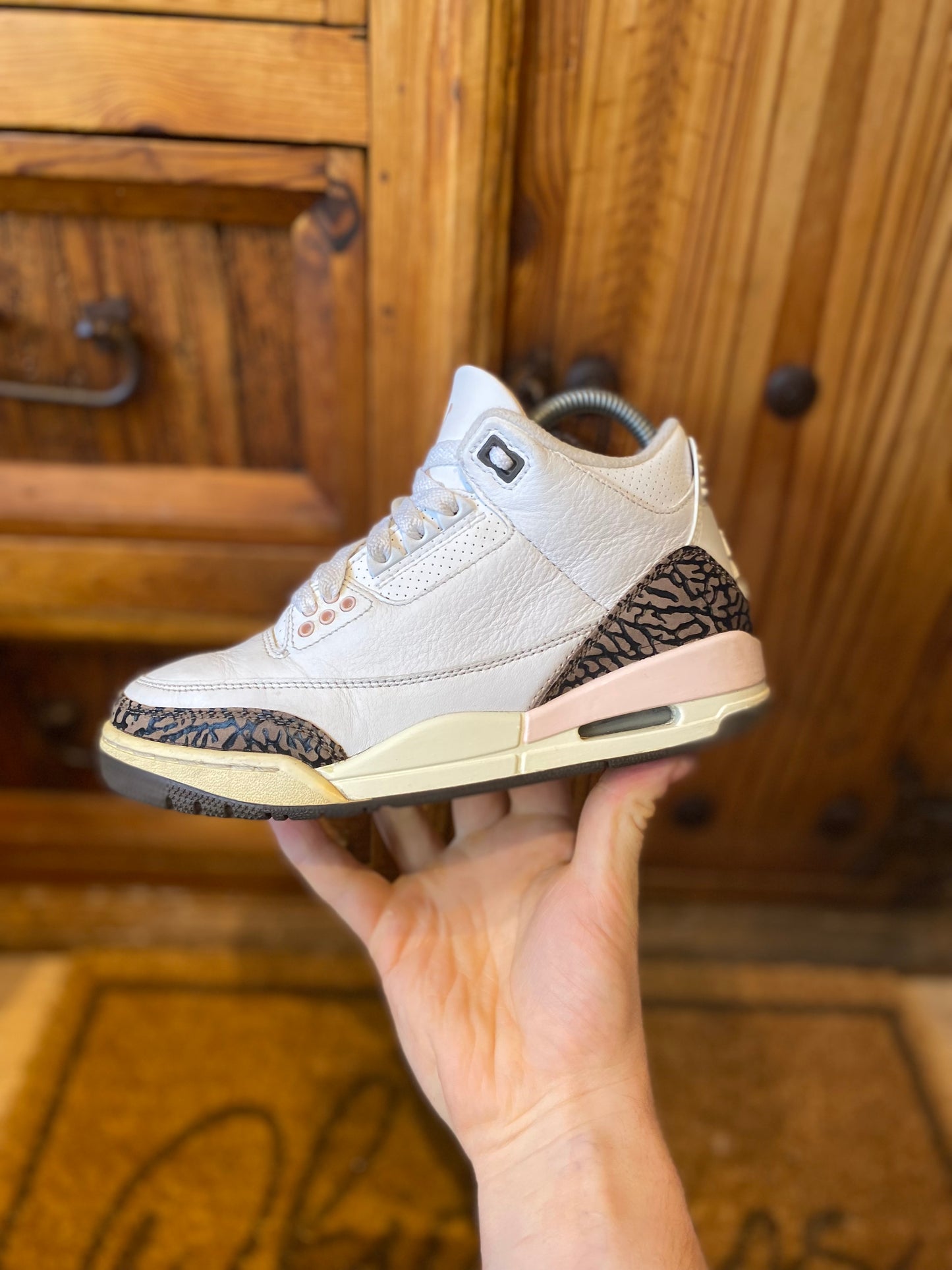 JORDAN 3 ‘NEAPOLITAN DARK MOCHA’ - UK 3