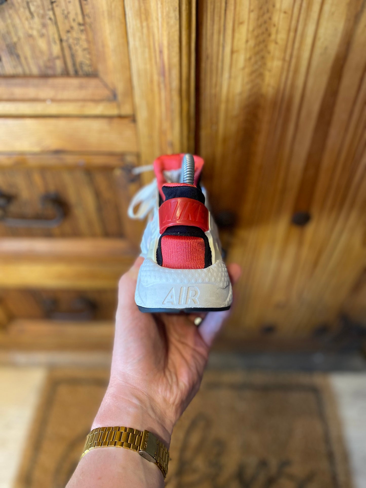 NIKE HUARACHE ‘SAIL BRED’ - UK 5