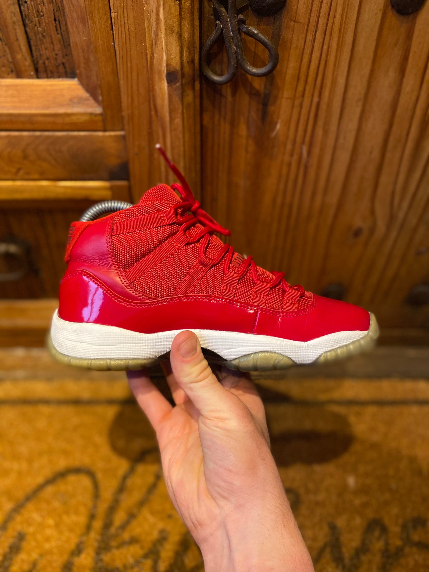 JORDAN 11 ‘WIN LIKE 96’ - UK 4