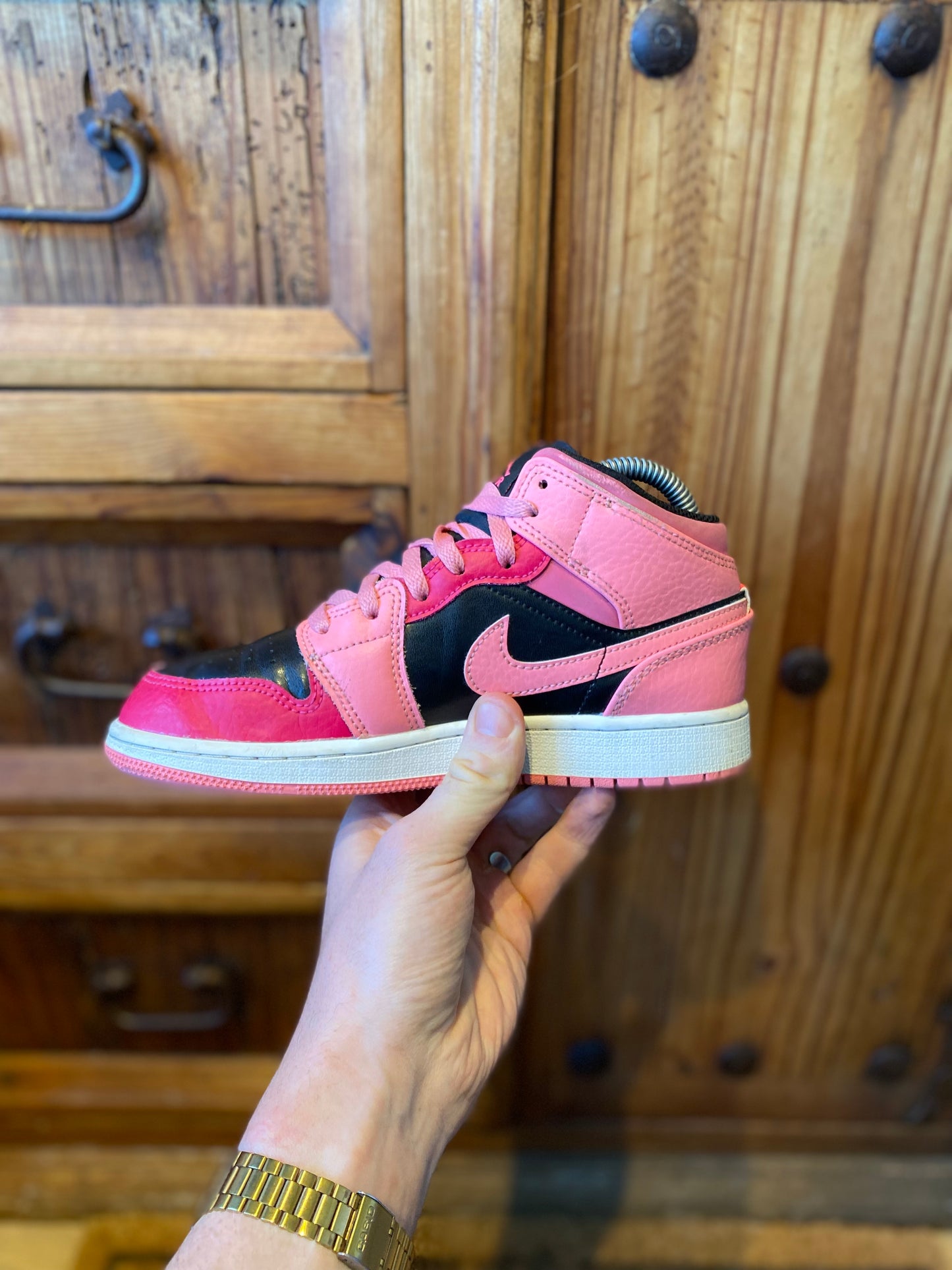 JORDAN 1 MID ‘CORAL CHALK’ - UK 4
