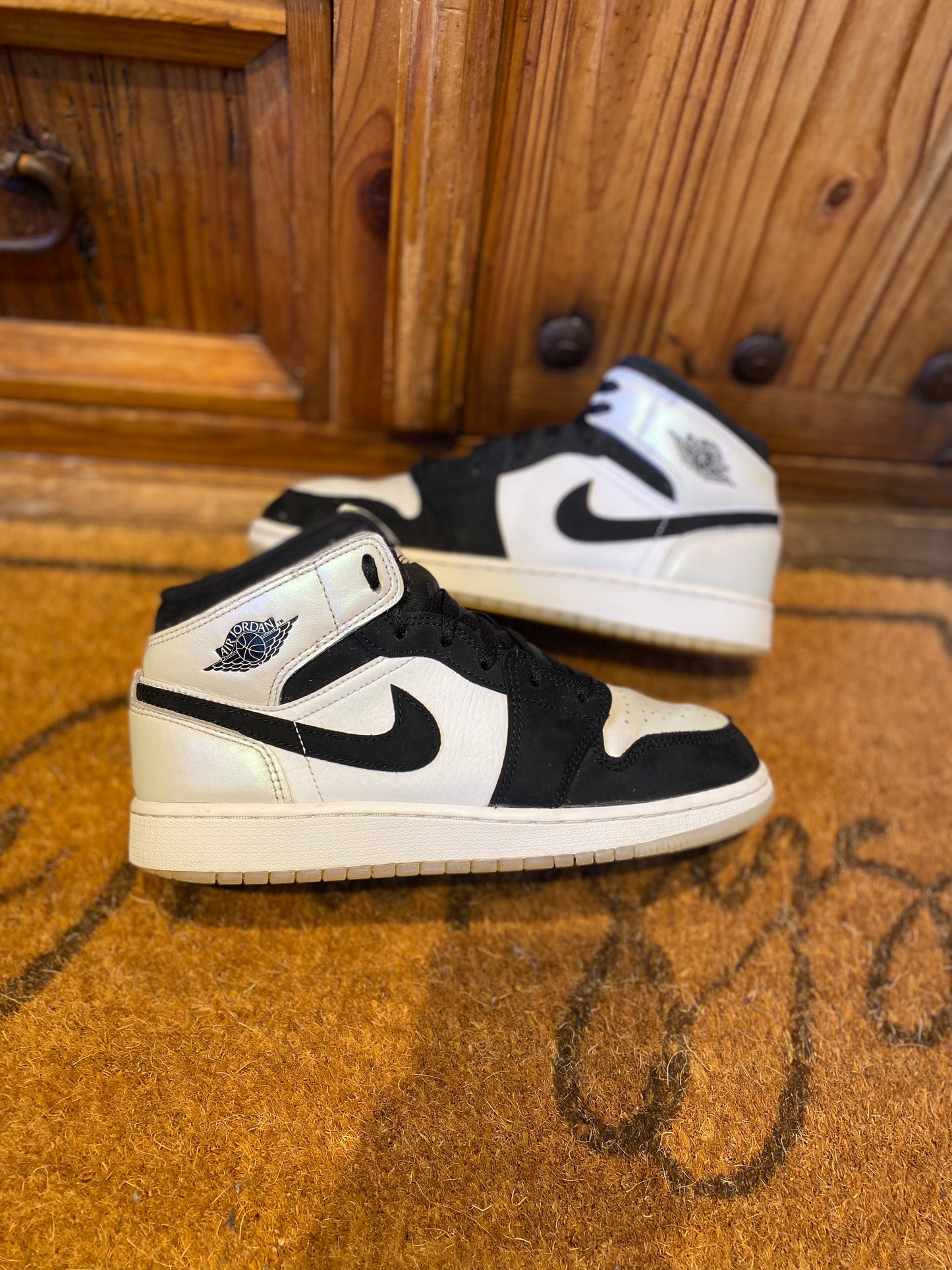 JORDAN 1 MID ‘DIAMOND SHORTS’ - UK 5.5