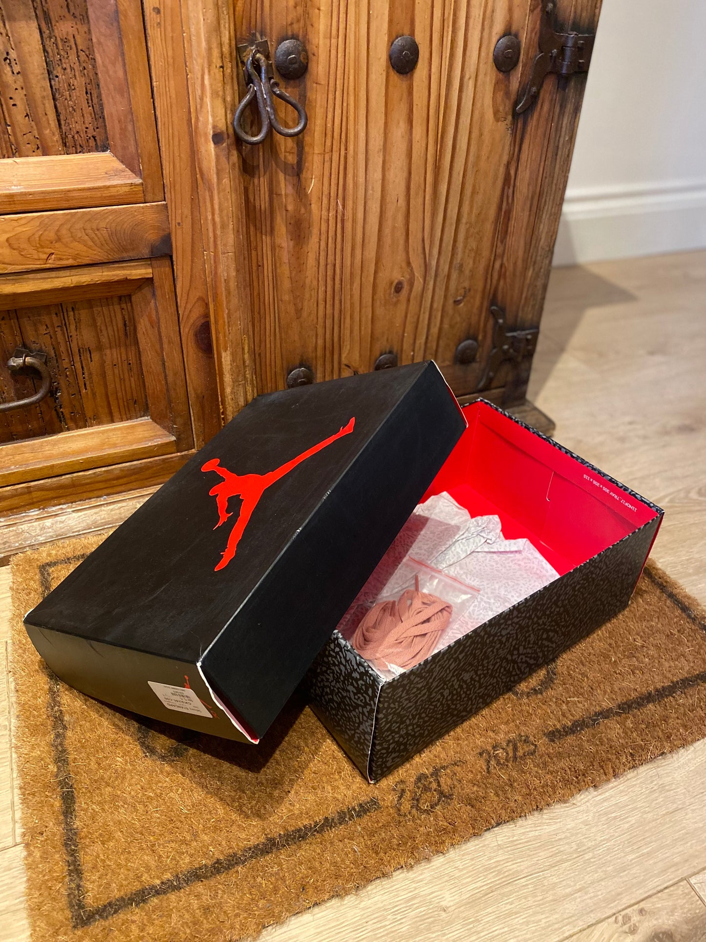 JORDAN 3 ‘RUST PINK’ - UK 5.5