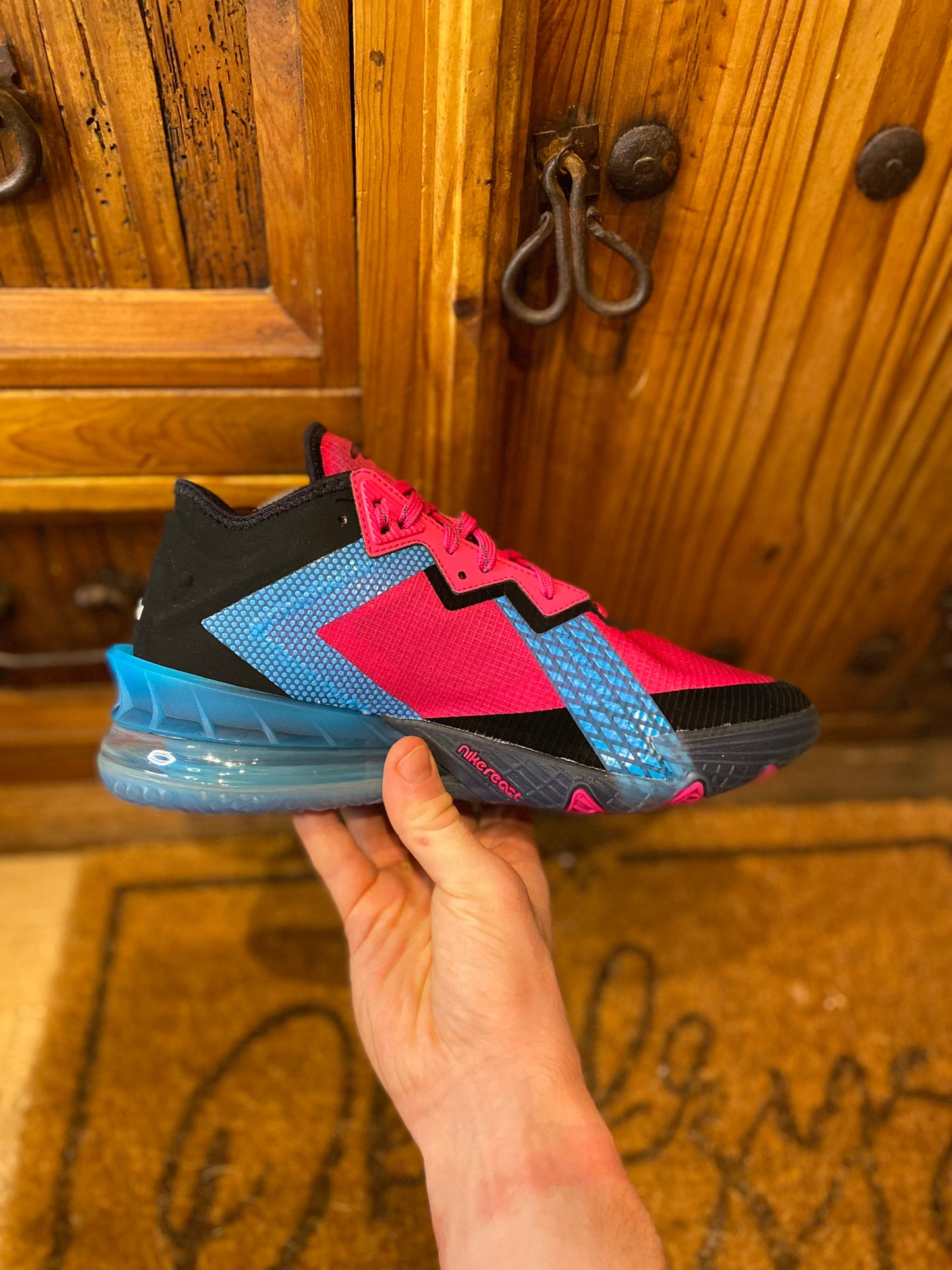 NIKE LEBRON 18 LOW ‘FIREBERRY’ - DS - UK 7