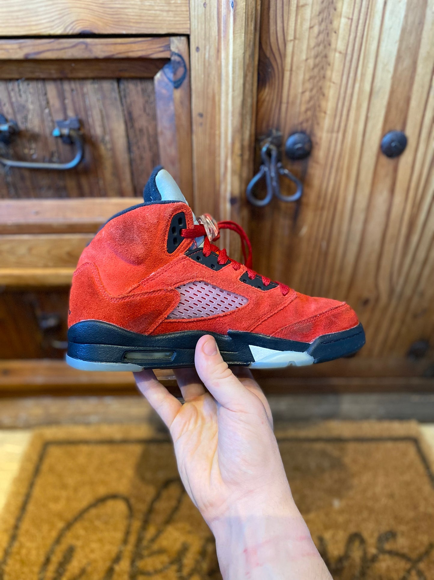 JORDAN 5 ‘RAGING BULL’ - UK 5.5