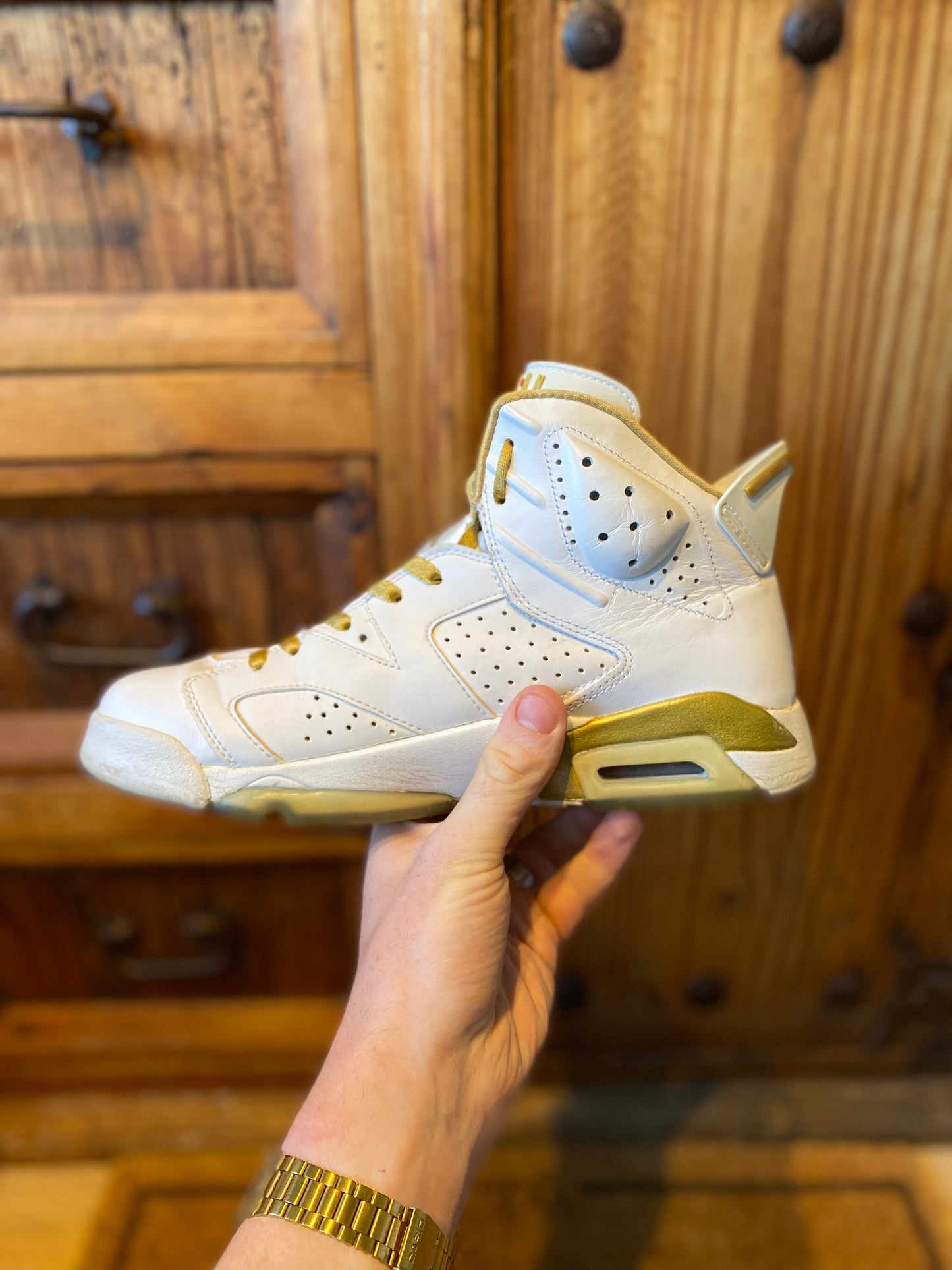 JORDAN 6 ‘GOLDEN MOMENTS PACK’ - UK 7.5