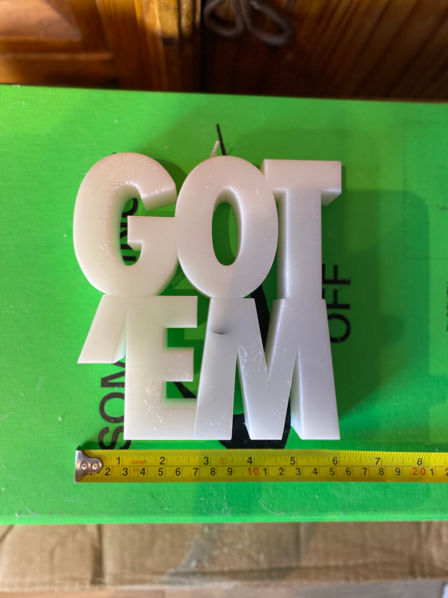 GOT EM’ SNEAKER CANDLE *scented* - #0025