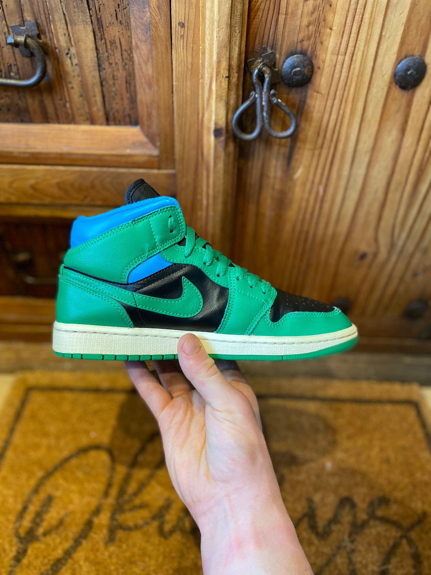 JORDAN 1 MID ‘LUCKY GREEN AQUATONE’ - UK 5