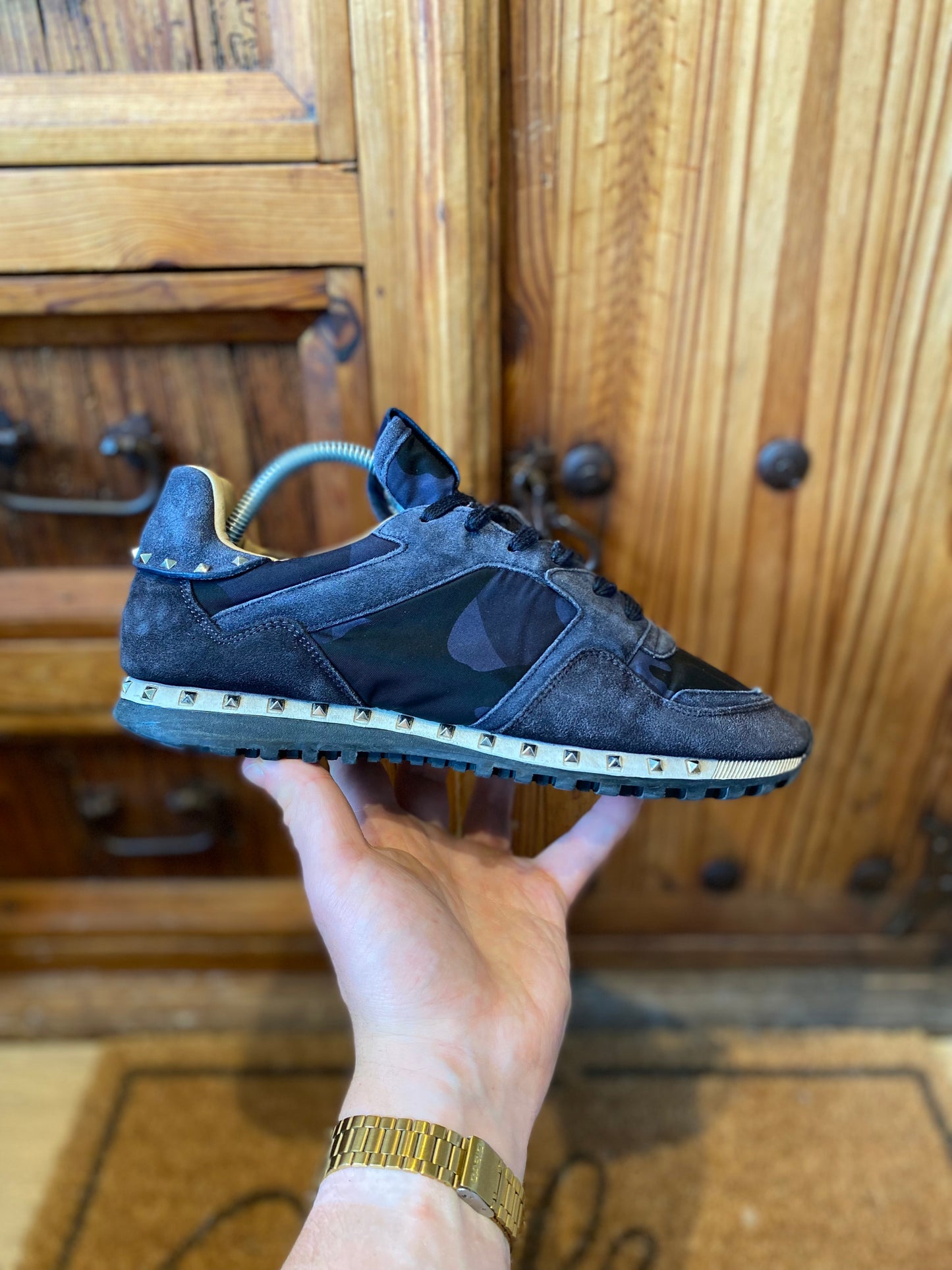 VALENTINO GARAVANI ROCKRUNNER - UK 8