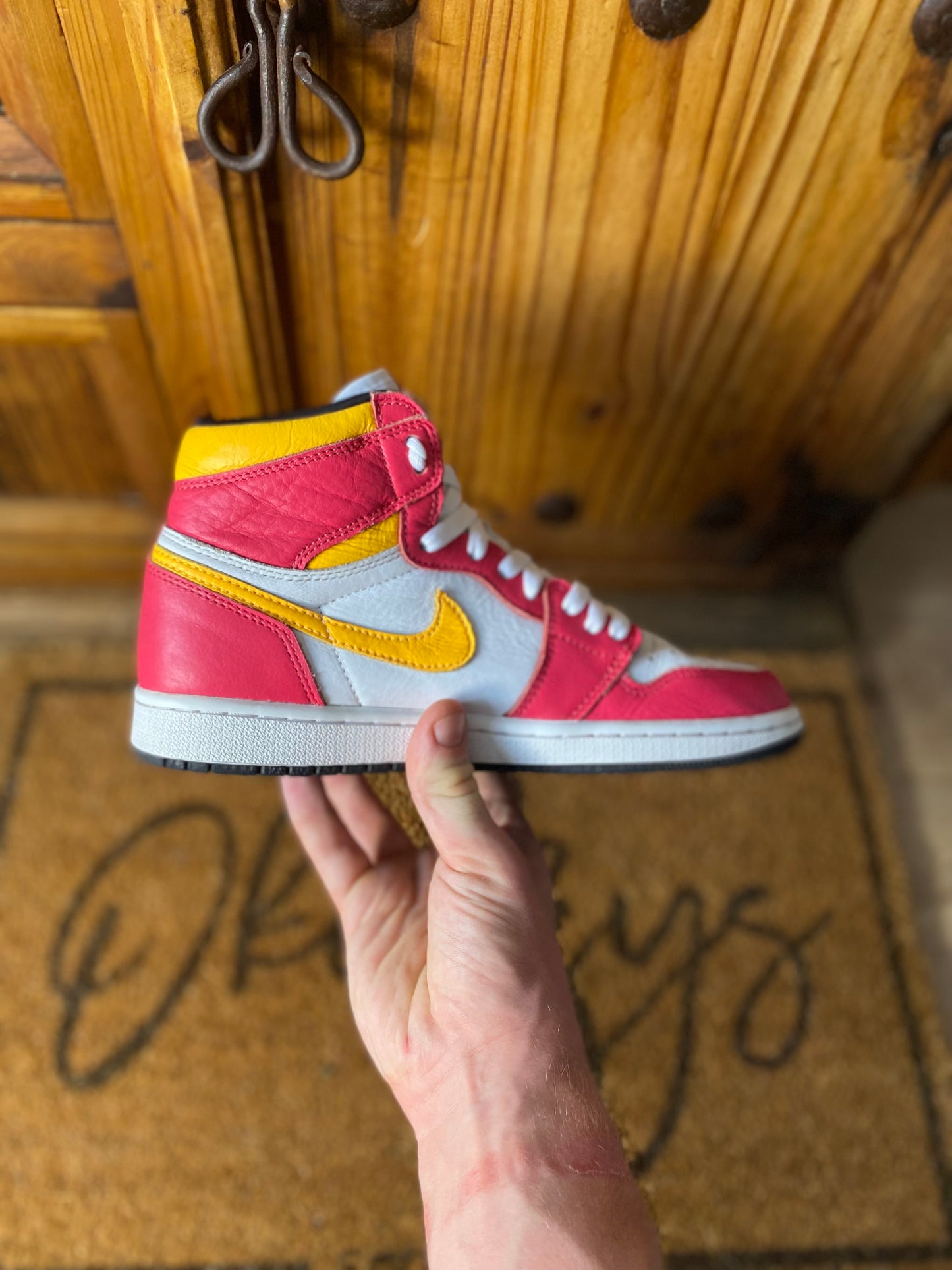 JORDAN 1 HIGH ‘LIGHT FUSION RED’ - UK 7