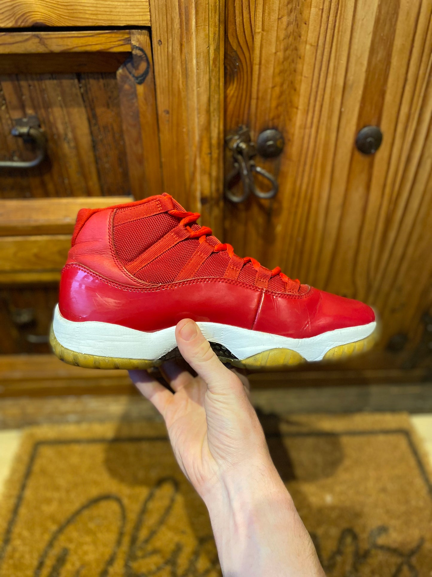 JORDAN 11 ‘WIN LIKE 96’ - UK 8